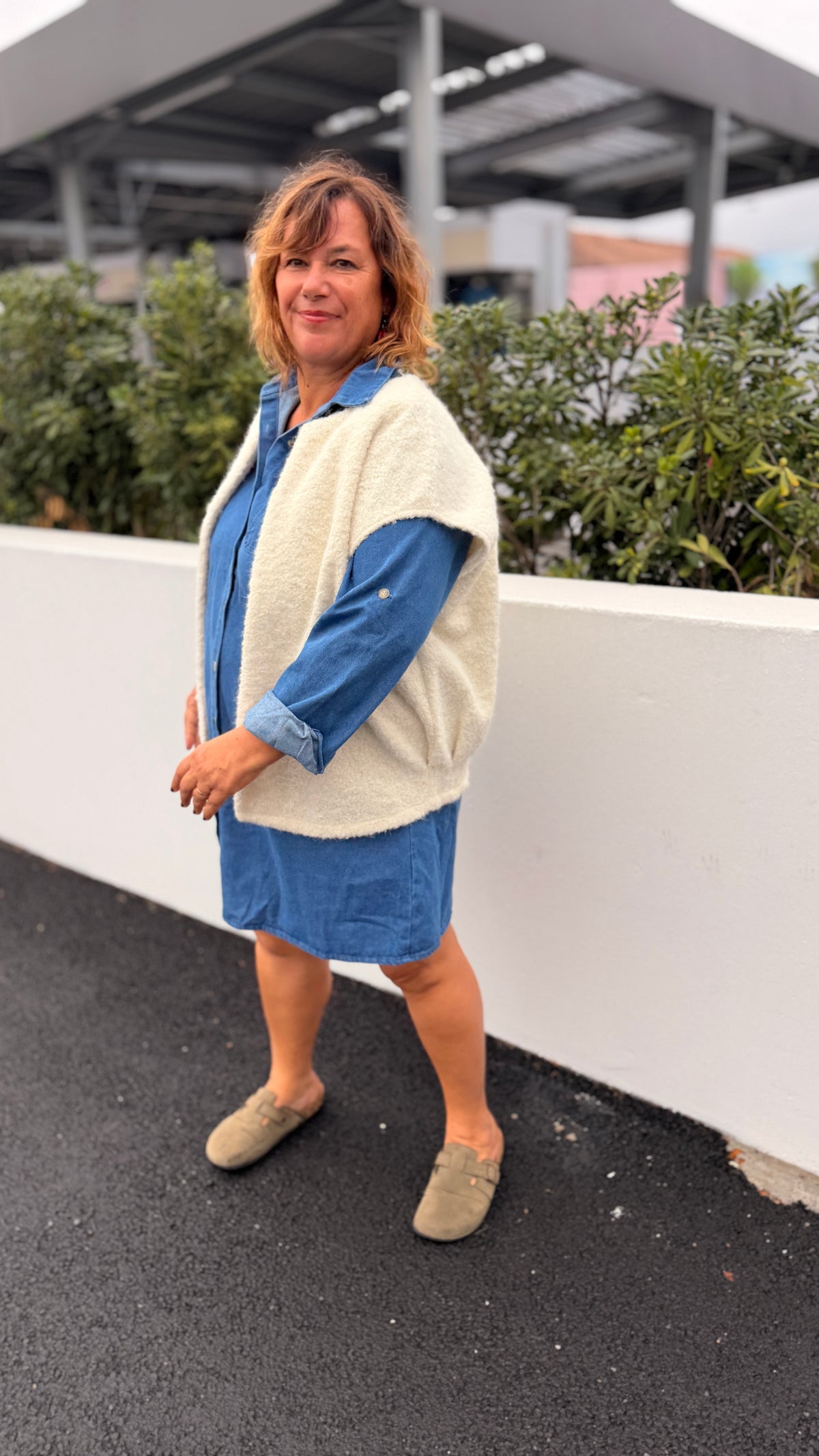 🩵Robe denim Gabrielle – Midi bleu foncé à col chemise