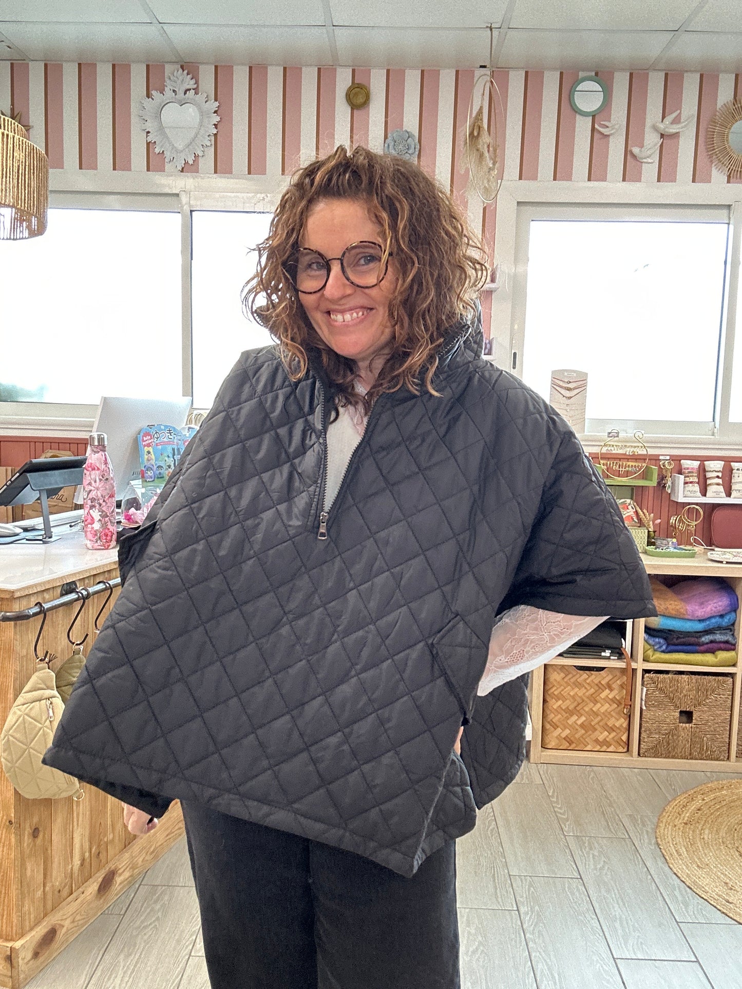 ✨Veste cape coupe-vent matelassée – Oversize Noir & Kaki