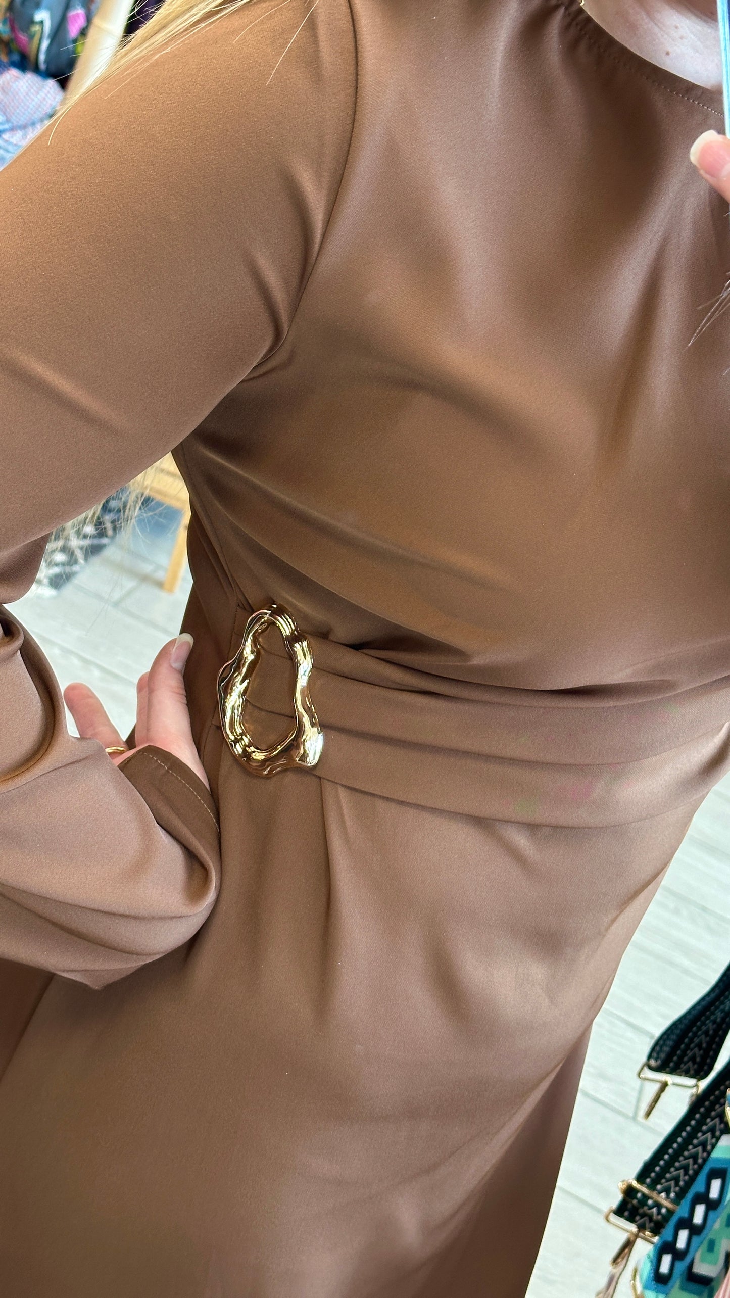 Robe longue chocolat femme grande taille, coupe flatteuse à manches longues, style chic et confortable - Abana 64200