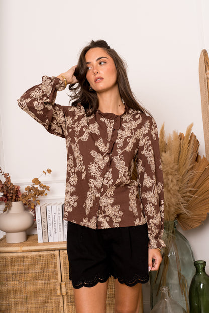 🌿 Blouse brodée Naïla chocolat et crème – Féminine, douce et fluide