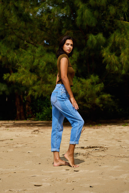 👖 Jean mom Jeanne – Taille haute & allure vintage iconique