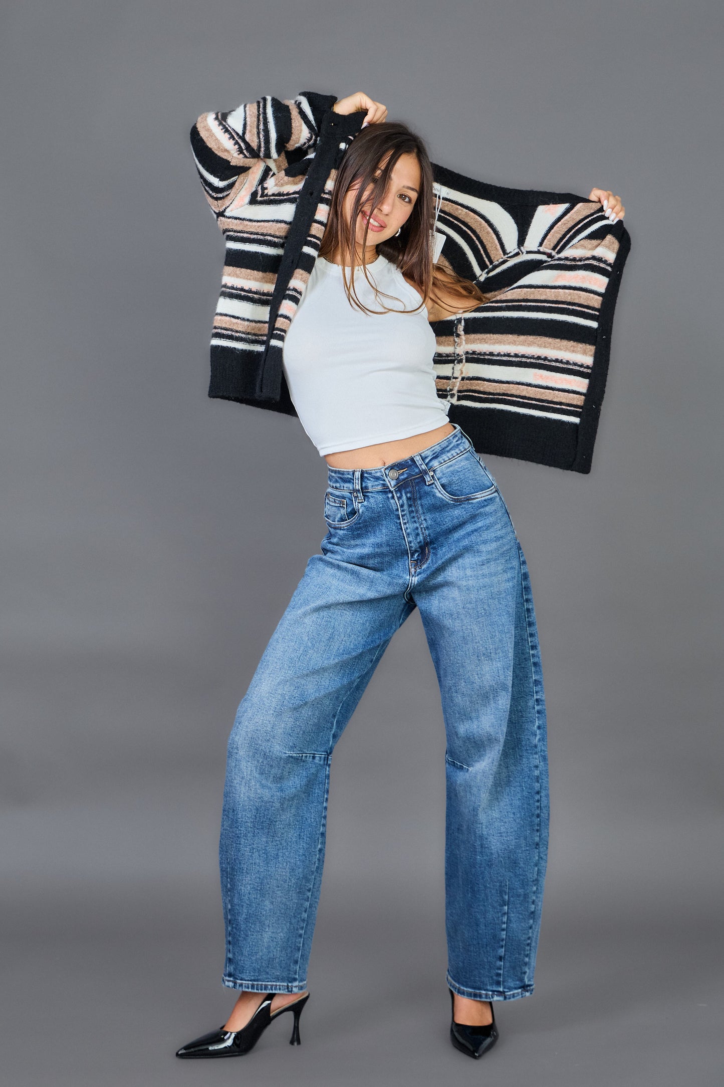 👖 Jean Bleu Barrel Fit Louisa – Coupe Tendance et Confort