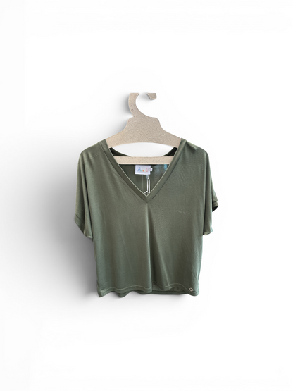 🤍 Tee-shirt Rajor – Minimaliste & élégant by Adoré Paris