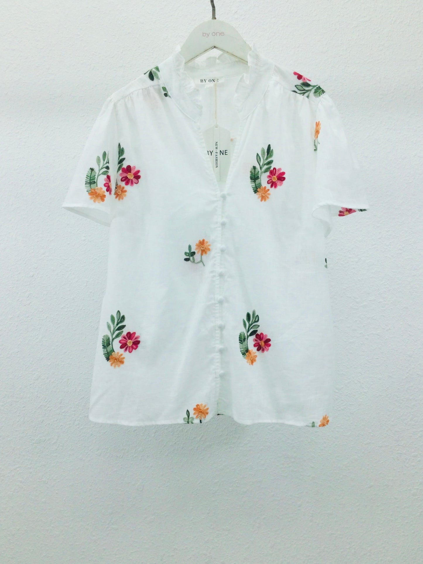 🌸 Blouse Iria — Un souffle de fraîcheur brodée