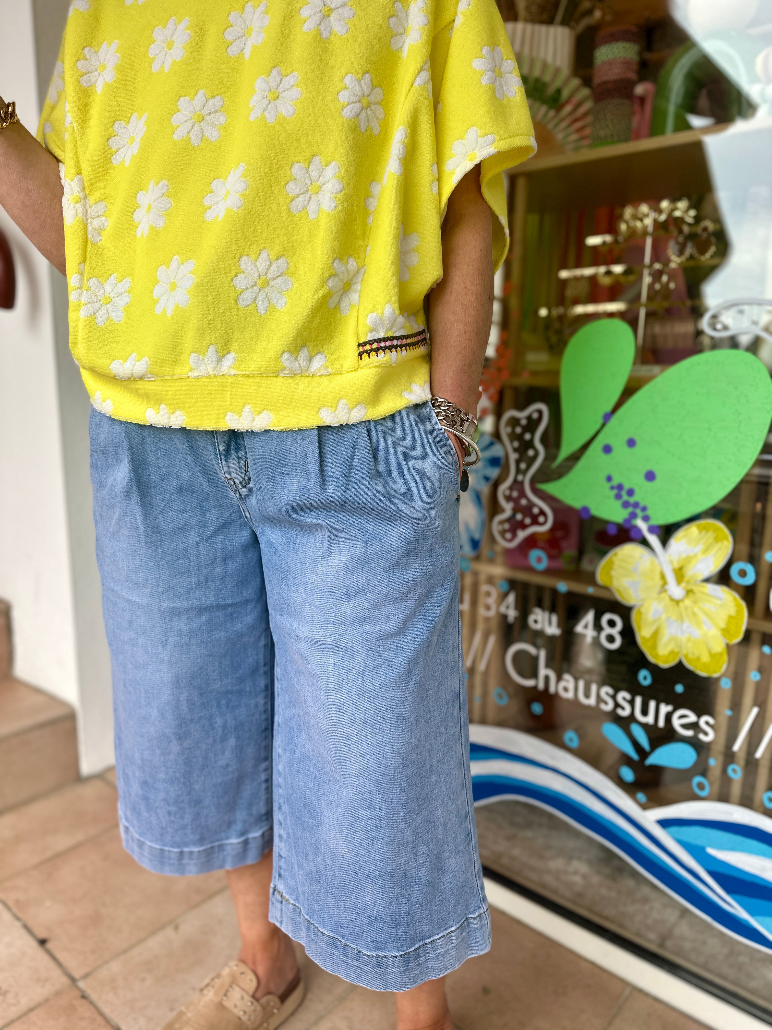 bermuda bleu jean avec pince tendance moderne agréable a porter adoré paris nice cannes sur mer