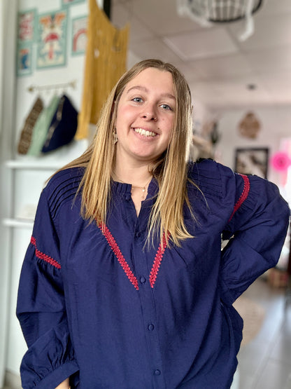 blouse chic femme avec empiècements rouges contrastés - abana 64240