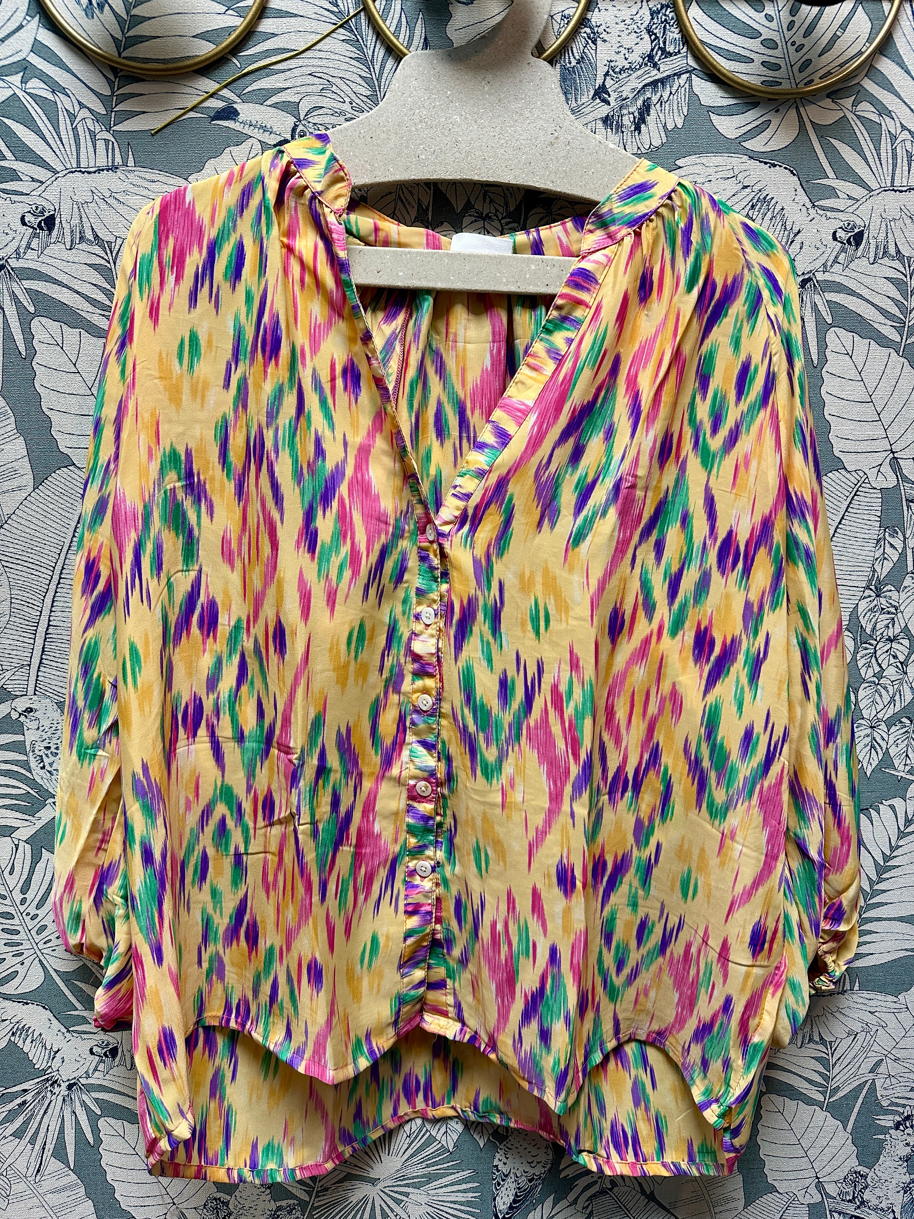 Blouse Izia motif multicolore jaune violet rose en polyester touché soie