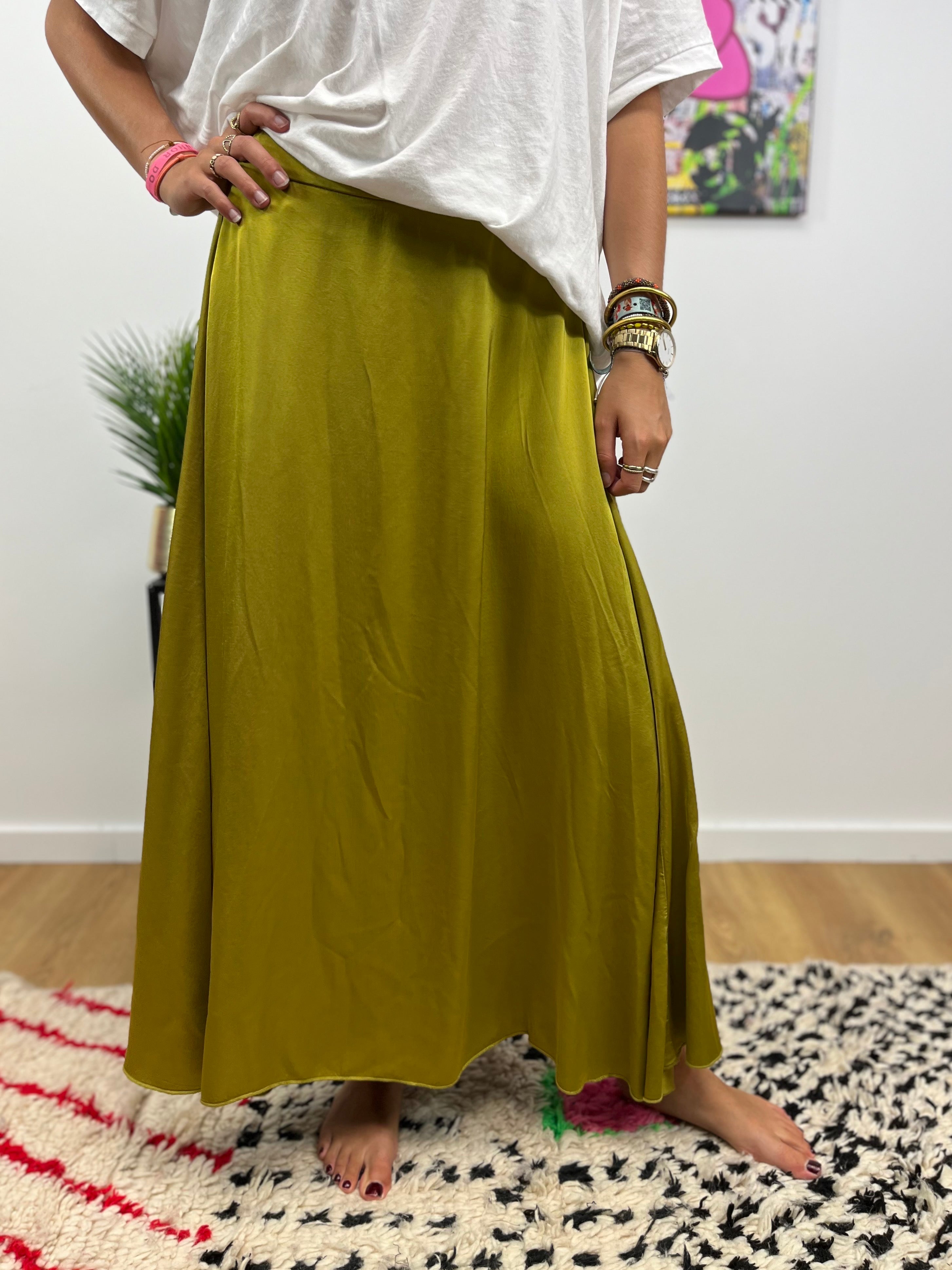 💚 Jupe Satinée Élégance – Vert, Noir, Bordeaux, Chocolat & Terracotta
