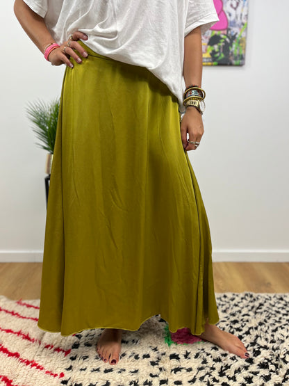 💚 Jupe Satinée Élégance – Vert, Noir, Bordeaux, Chocolat & Terracotta