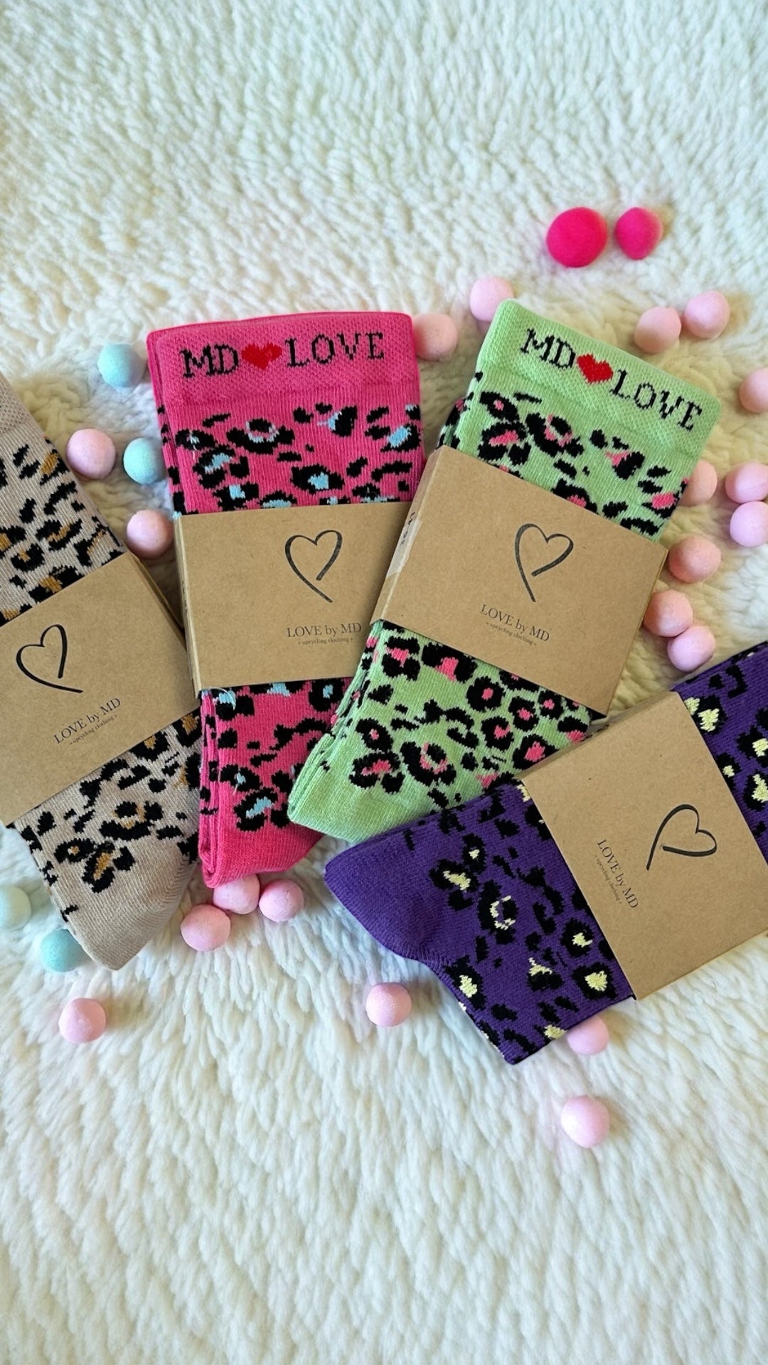 Chaussettes Graou léopard en coton bio colorées – Abana Boutique Ustaritz