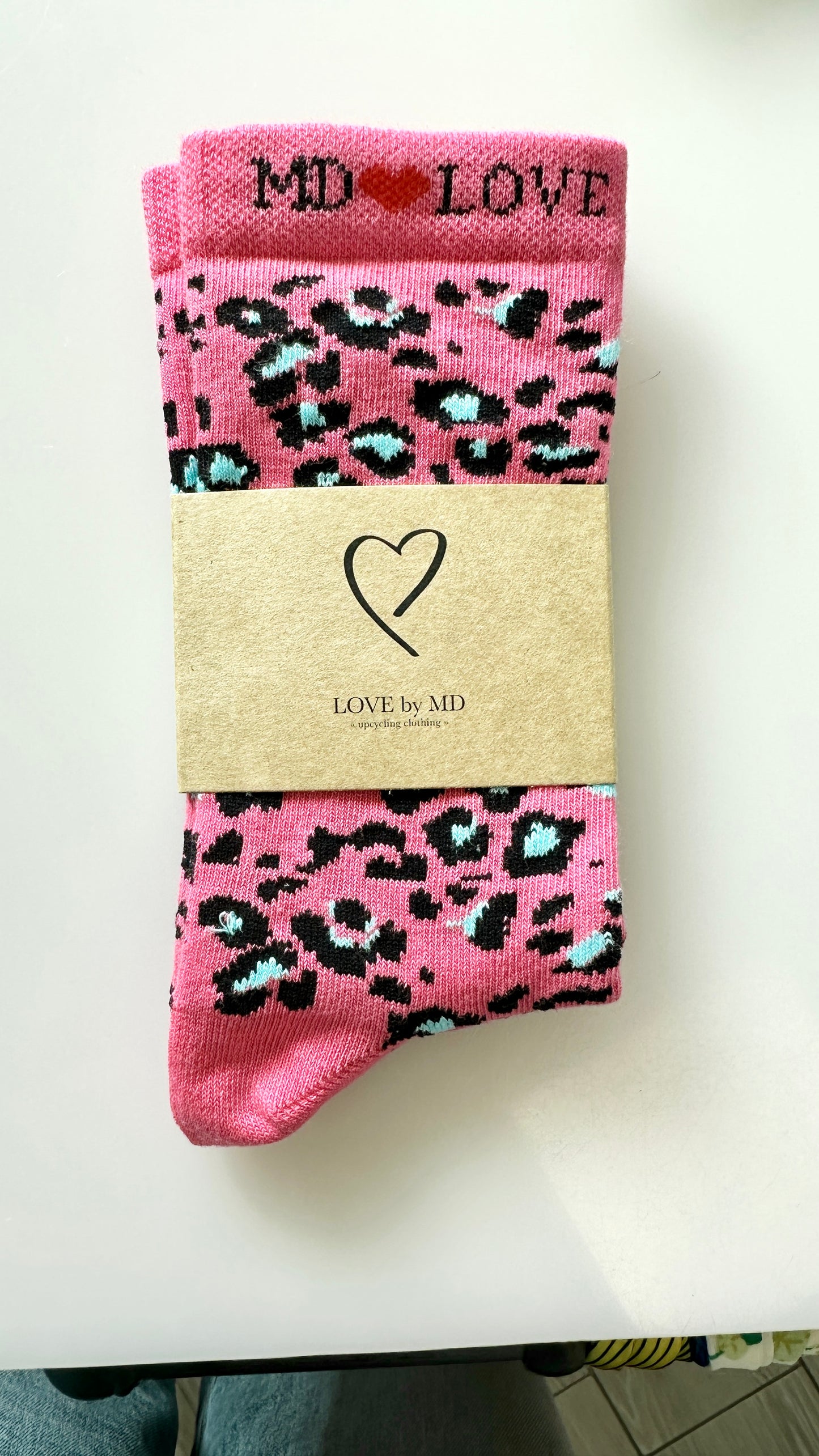 Chaussettes Graou léopard en coton bio rose – Abana Boutique Ustaritz