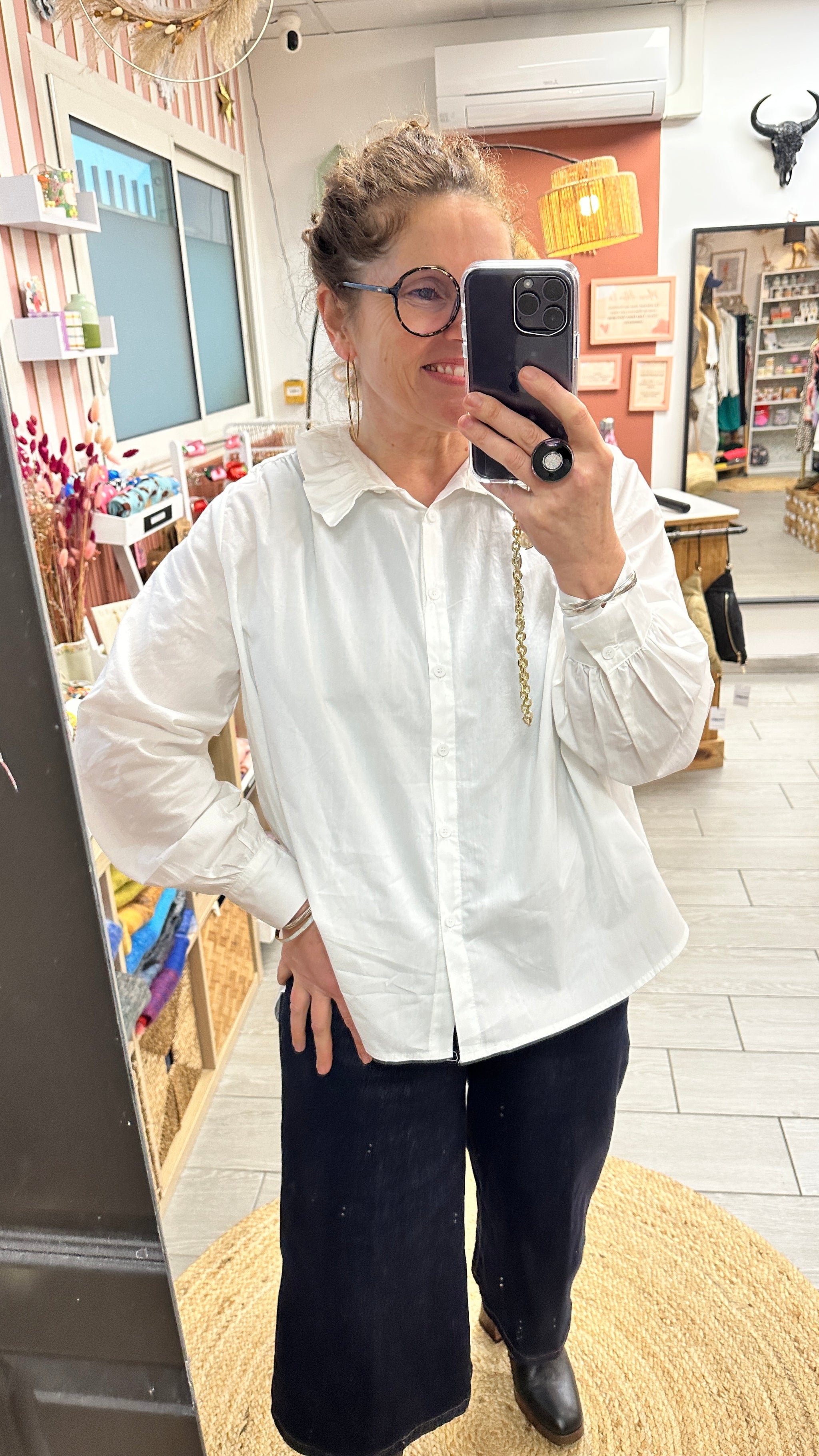 chemise blanc detail froufrou col montant johanna paris montpellier