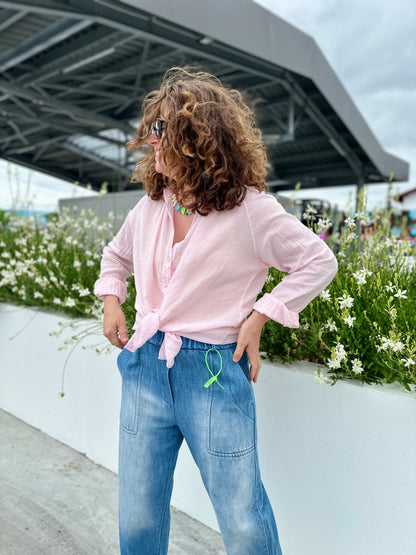 chemise melfi rose clair et pantalon banditas from marseille paris poitiers tours