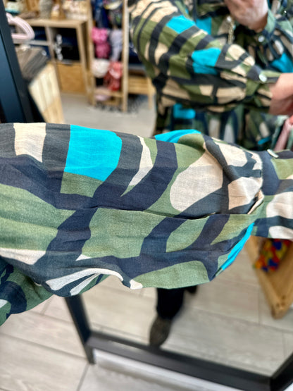 Détail du motif géométrique pour femme du 40 au 50 style bohème chic banditas - Abana 64100