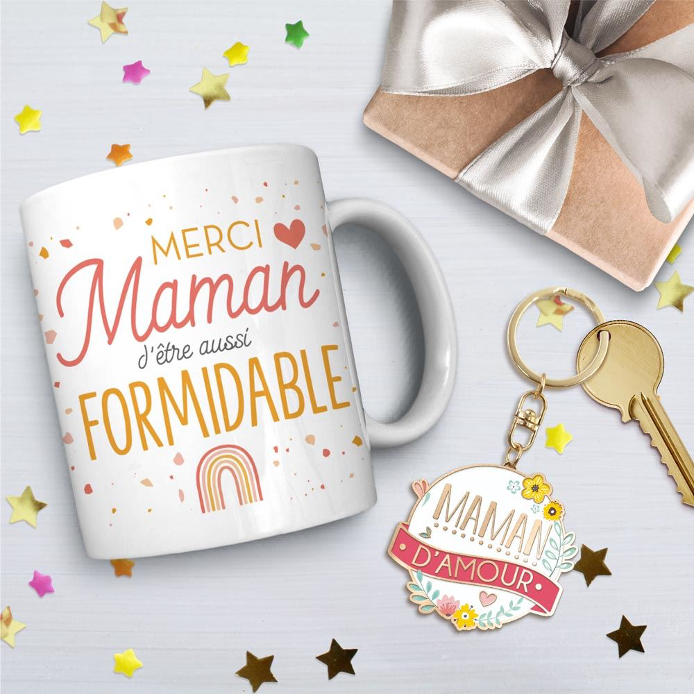 Coffret cadeau maman avec mug “Merci Maman” et porte-clé cœur amour – boutique Abana Pays basque