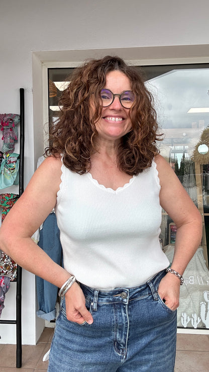 Débardeur Jade blanc extensible taille unique jusqu’au 44 – Abana 6450