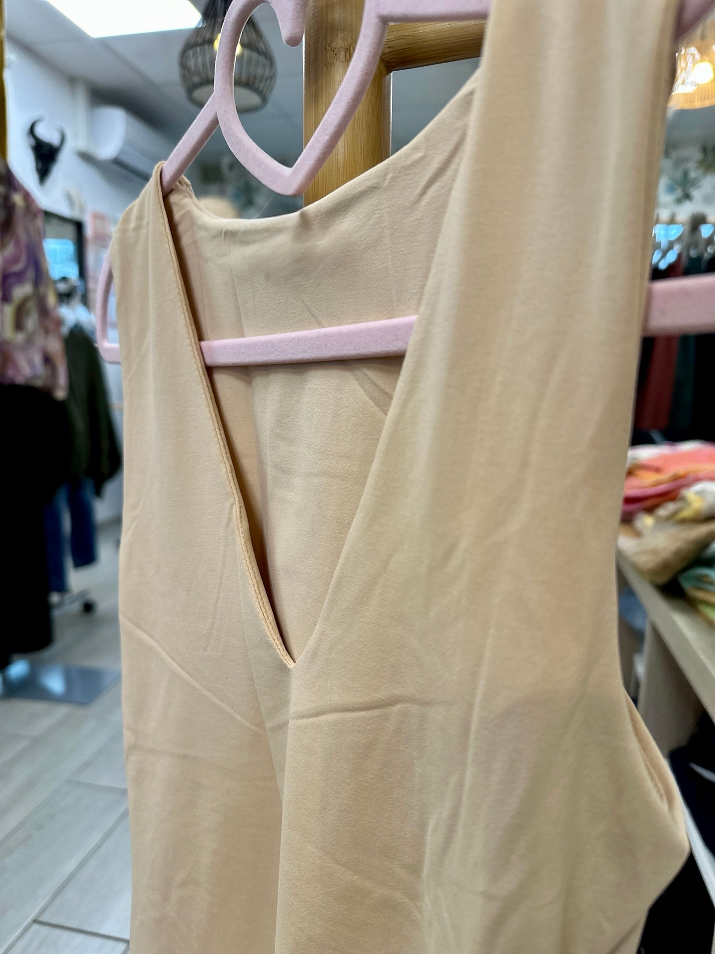 Détail du Col débardeur chair - Abana 64240