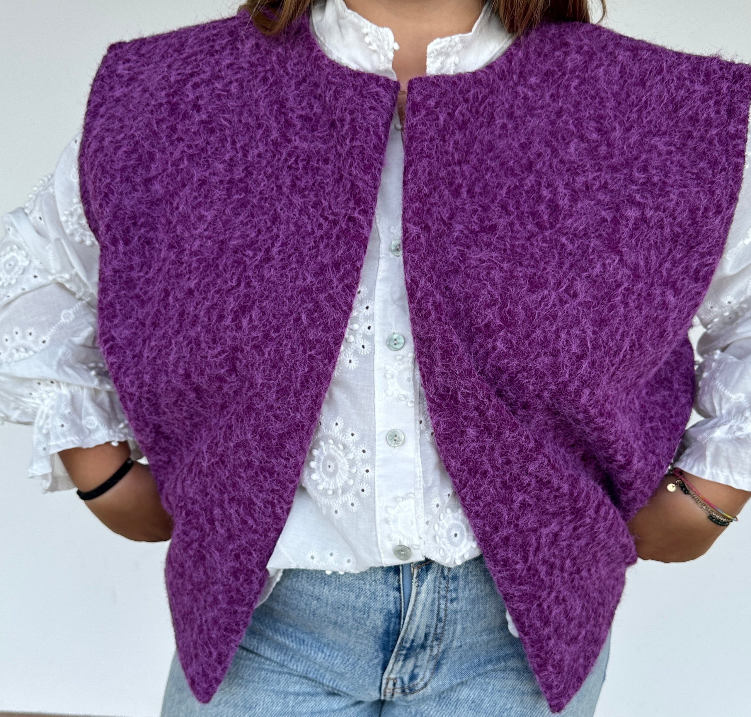 Gilet sans manches violet en laine coupe droite tendance automne – Abana Boutique Ustaritz