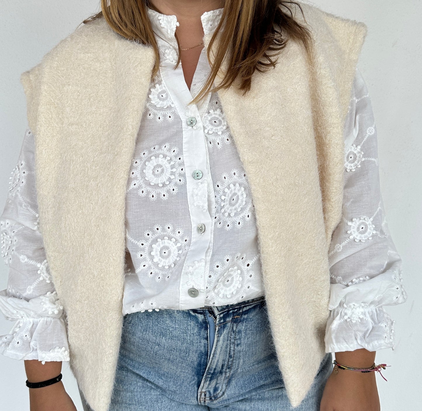 Gilet écru en laine sans manches coupe ample taille unique – Abana Ustaritz