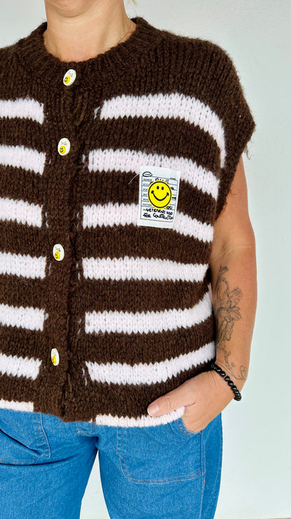 Détails de la maille et des rayures du gilet MAYA – Abana Pays Basque 