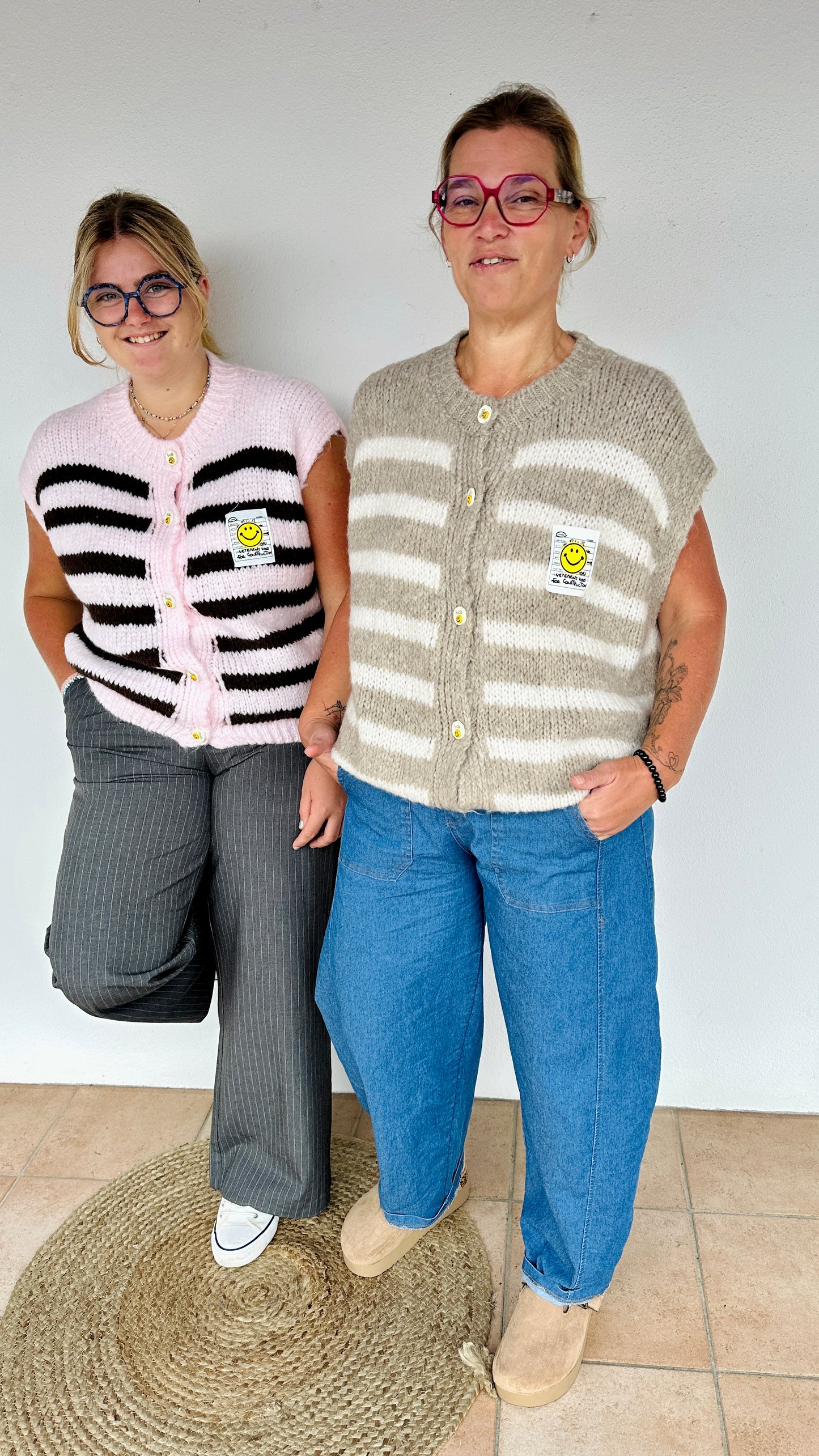Version rose pastel du gilet sans manches rayé MAYA – mode femme tendance Pays Basque 