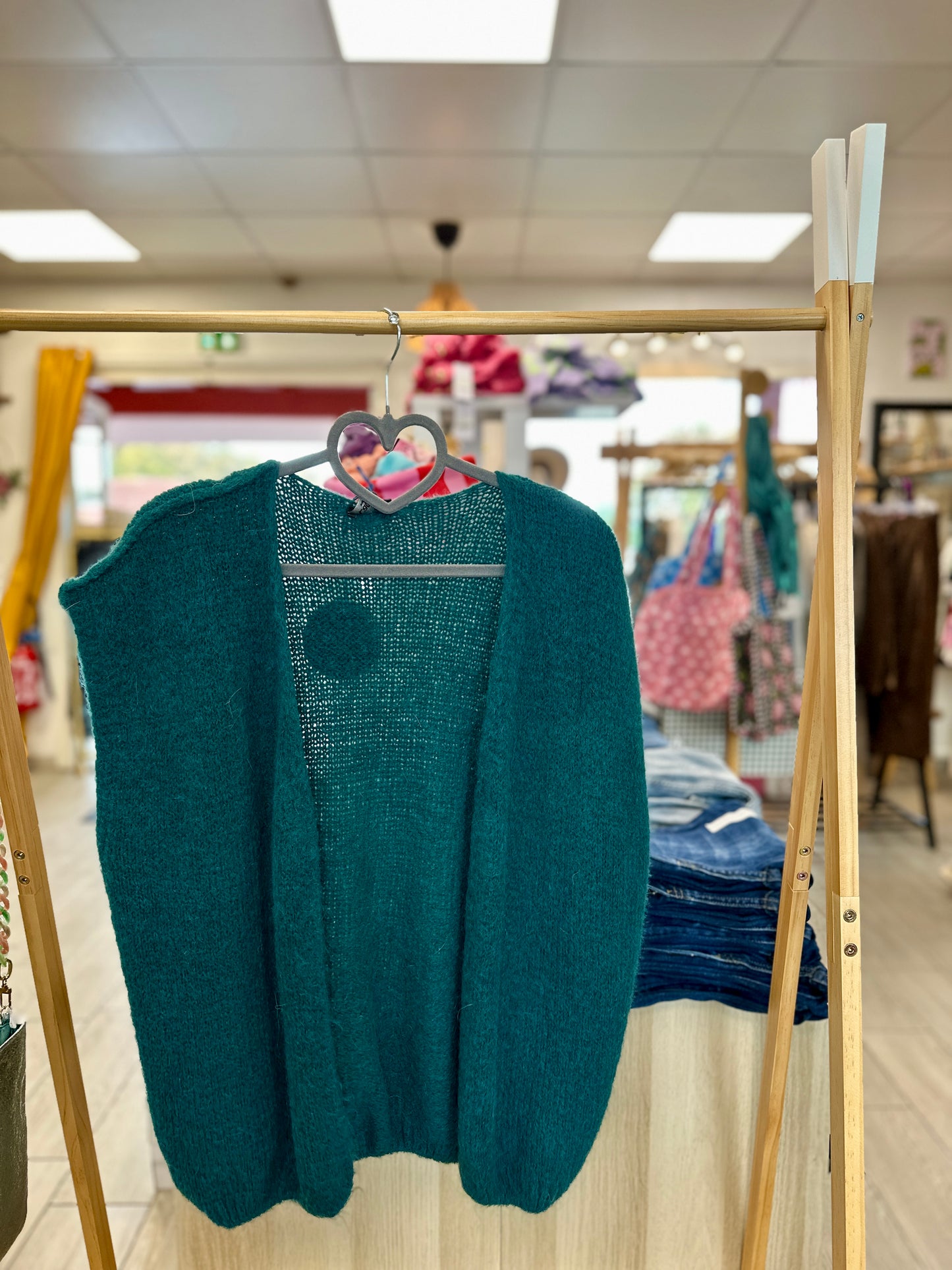 Gilet vert sapin sans manches, style cocooning - Abana Boutique 64990