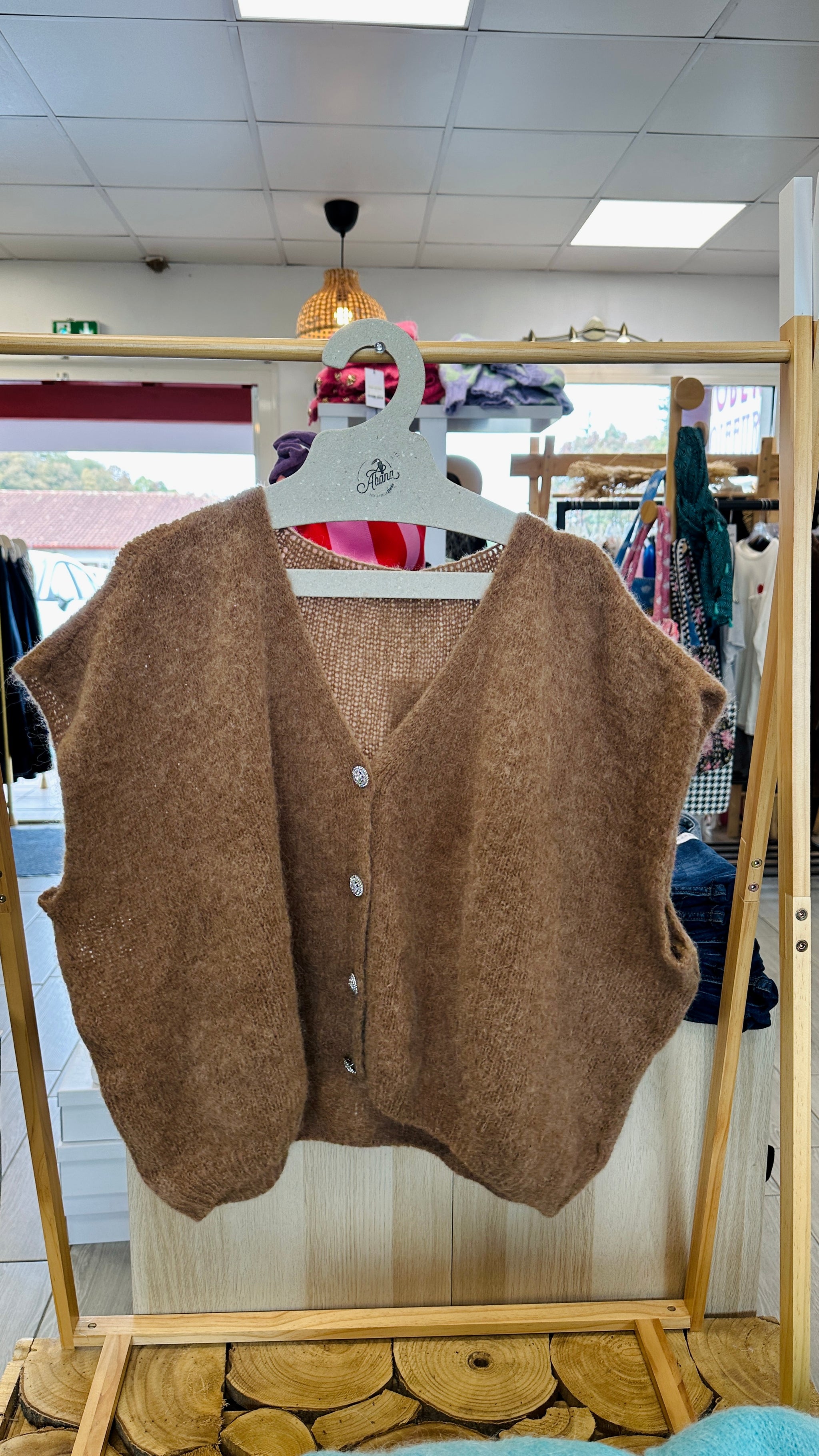 Gilet sans manches en laine mélangée couleur chocolat - Abana Boutique 64100