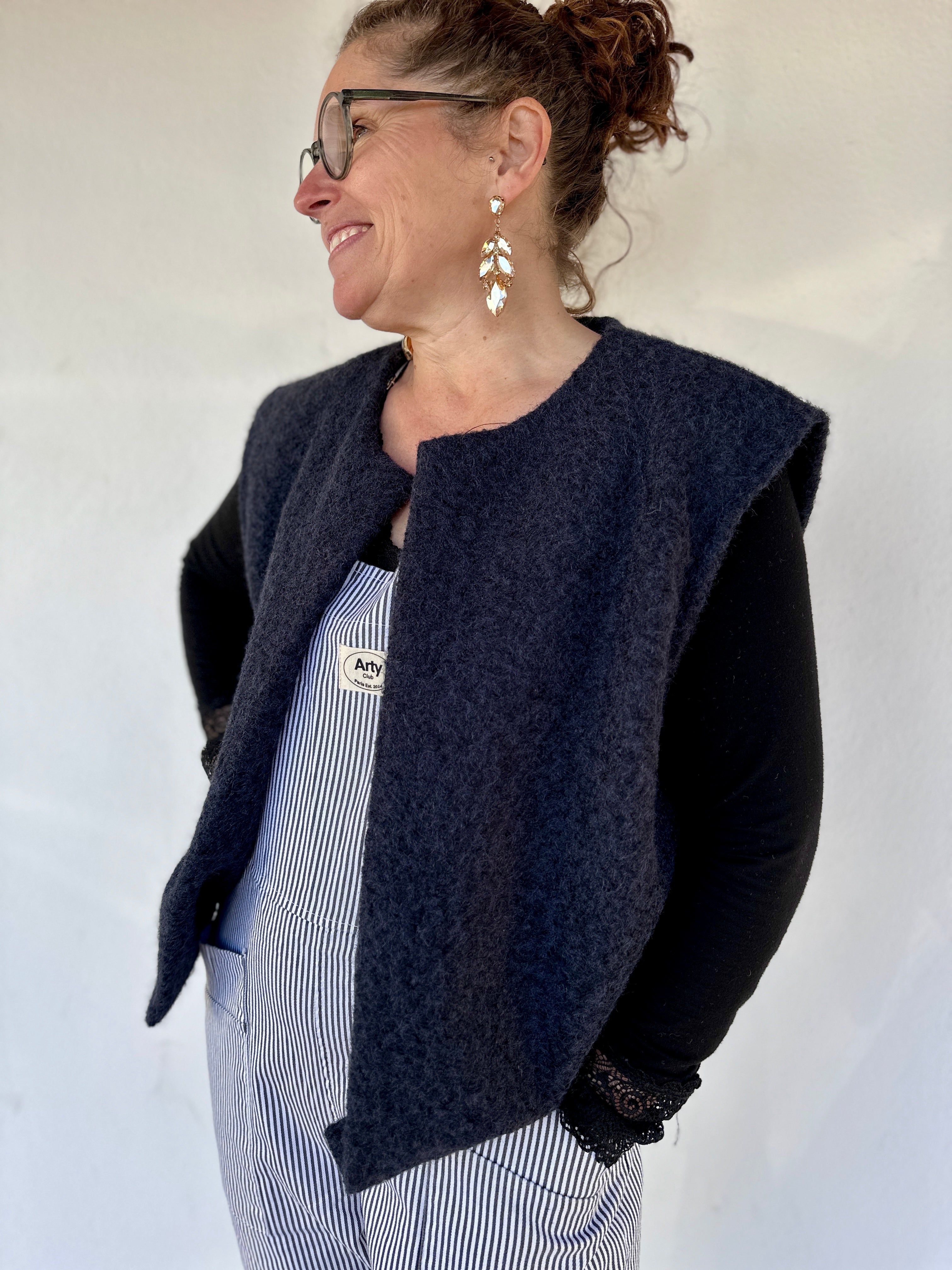 gilet sans manches bleu nuit en laine bouillie - abana 64480