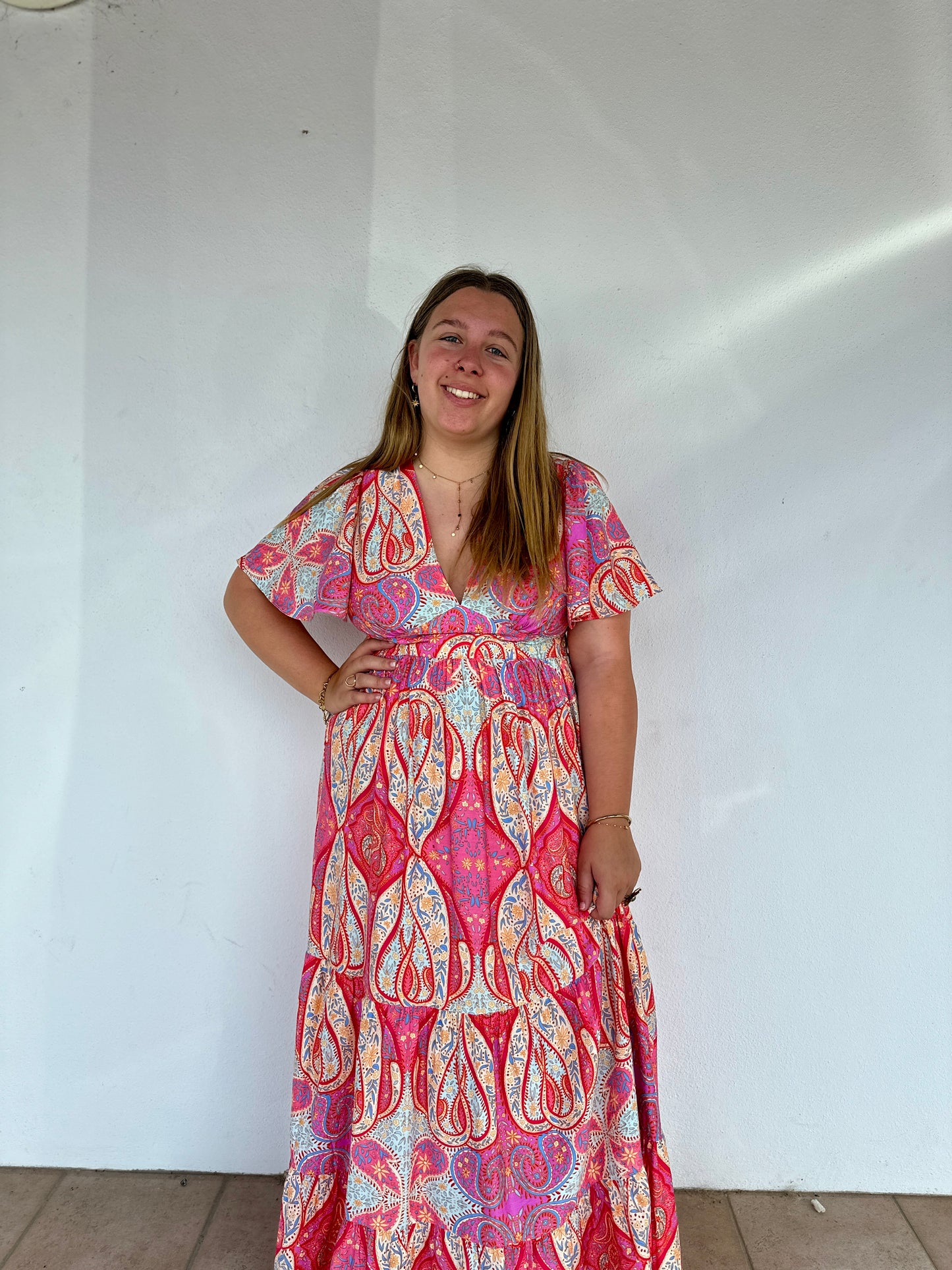 💖 Robe Manuella imprimé coloré – Fluide et féminine