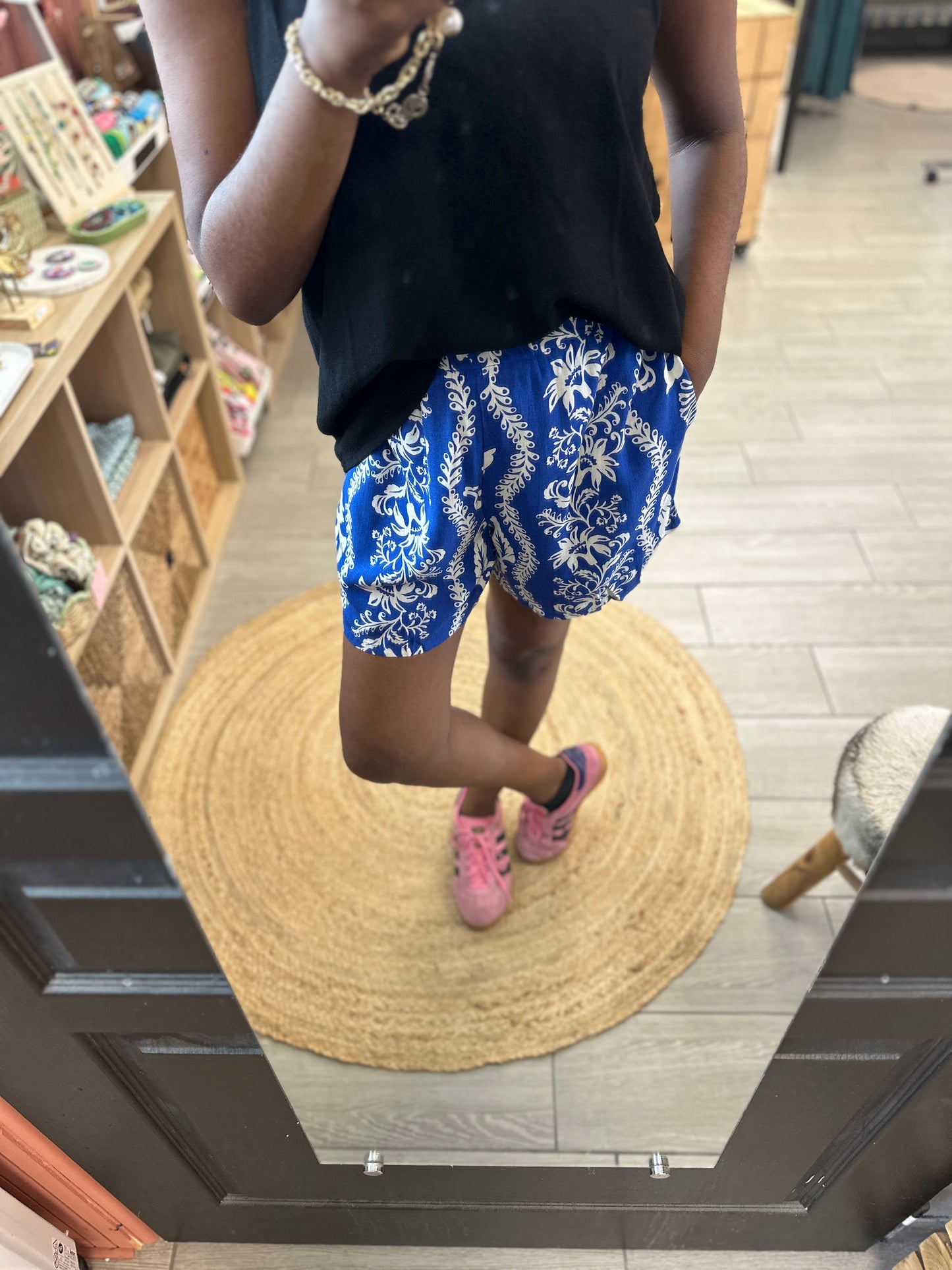 💙 Short Calypso imprimé bleu – Fluide et estival