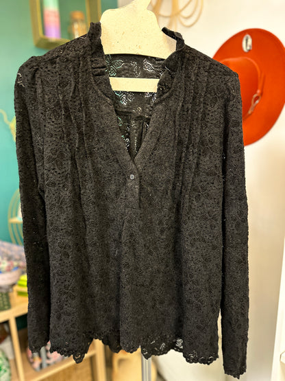 🤍Blouse dentelle Laia  – blanche & noire texturée