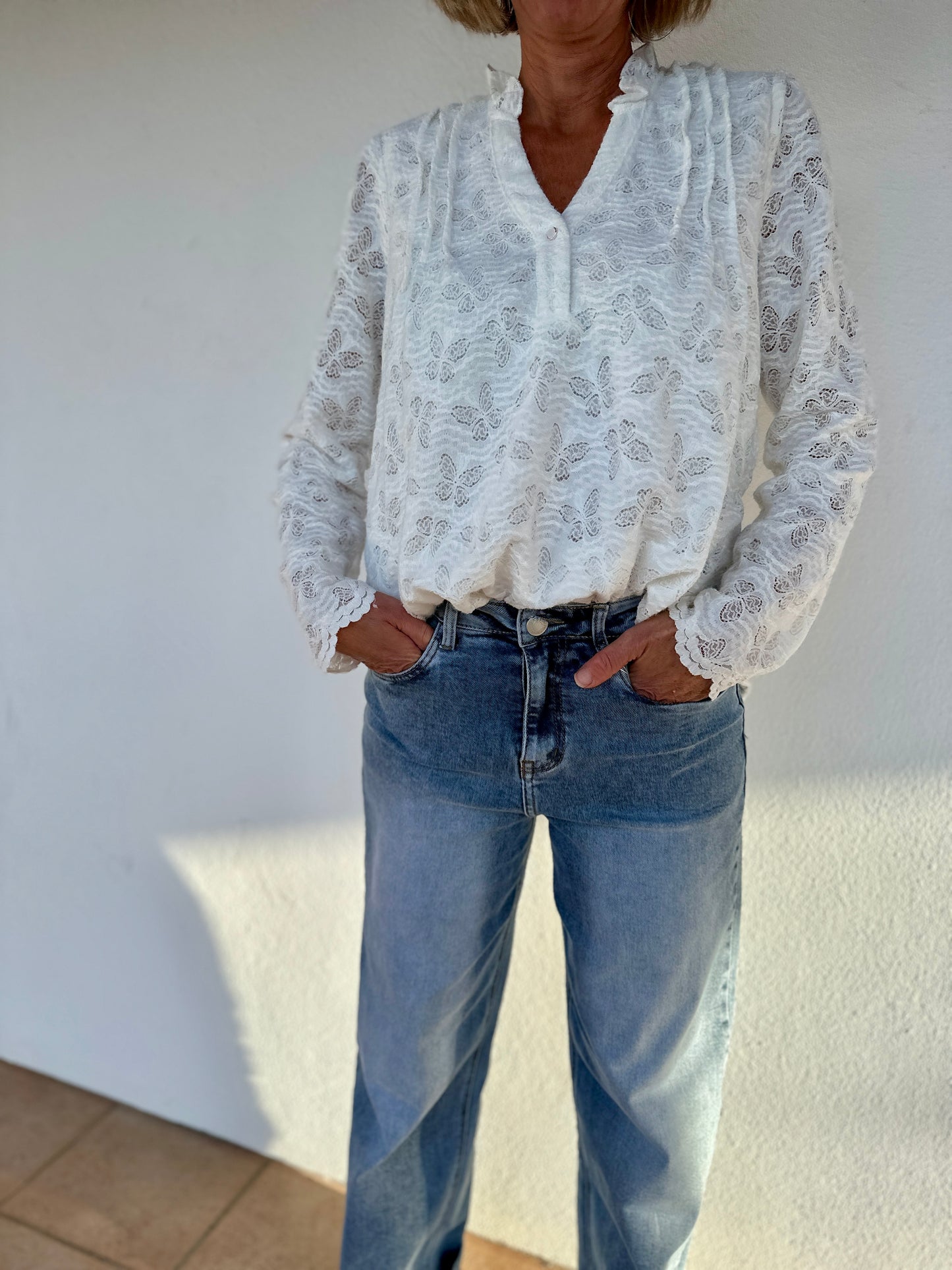 🤍Blouse dentelle Laia  – blanche & noire texturée