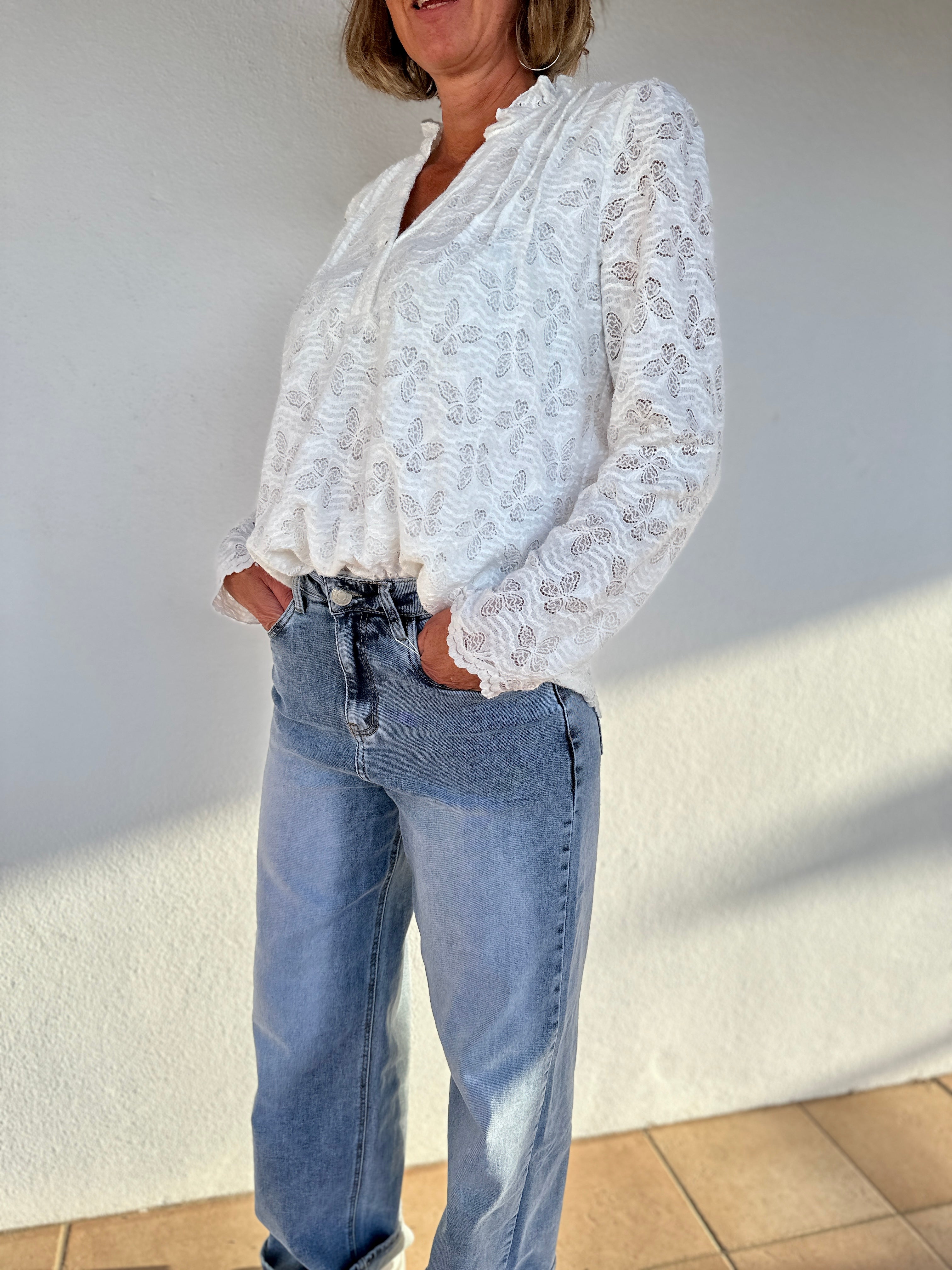 🤍Blouse dentelle Laia  – blanche & noire texturée