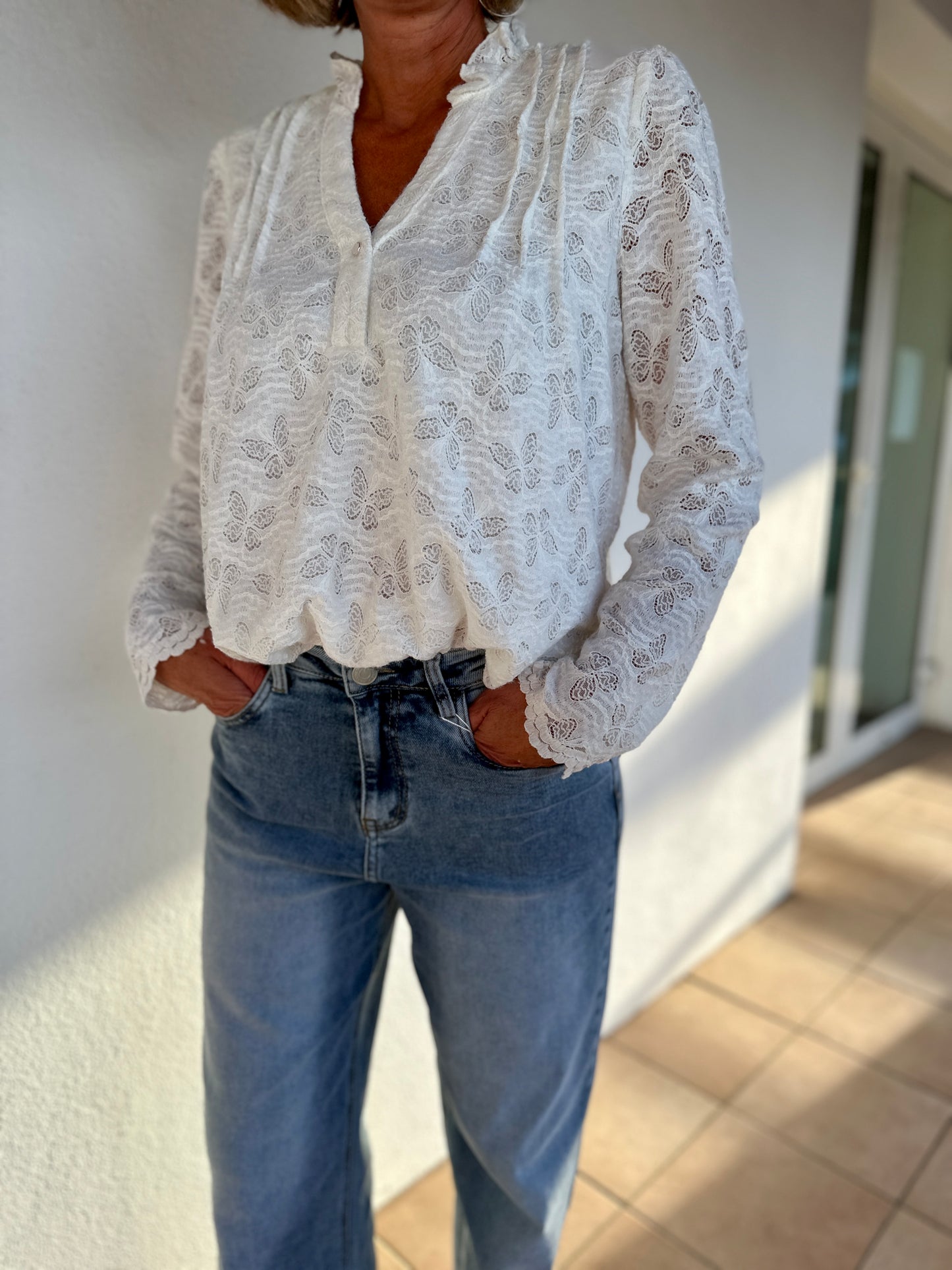 🤍Blouse dentelle Laia  – blanche & noire texturée