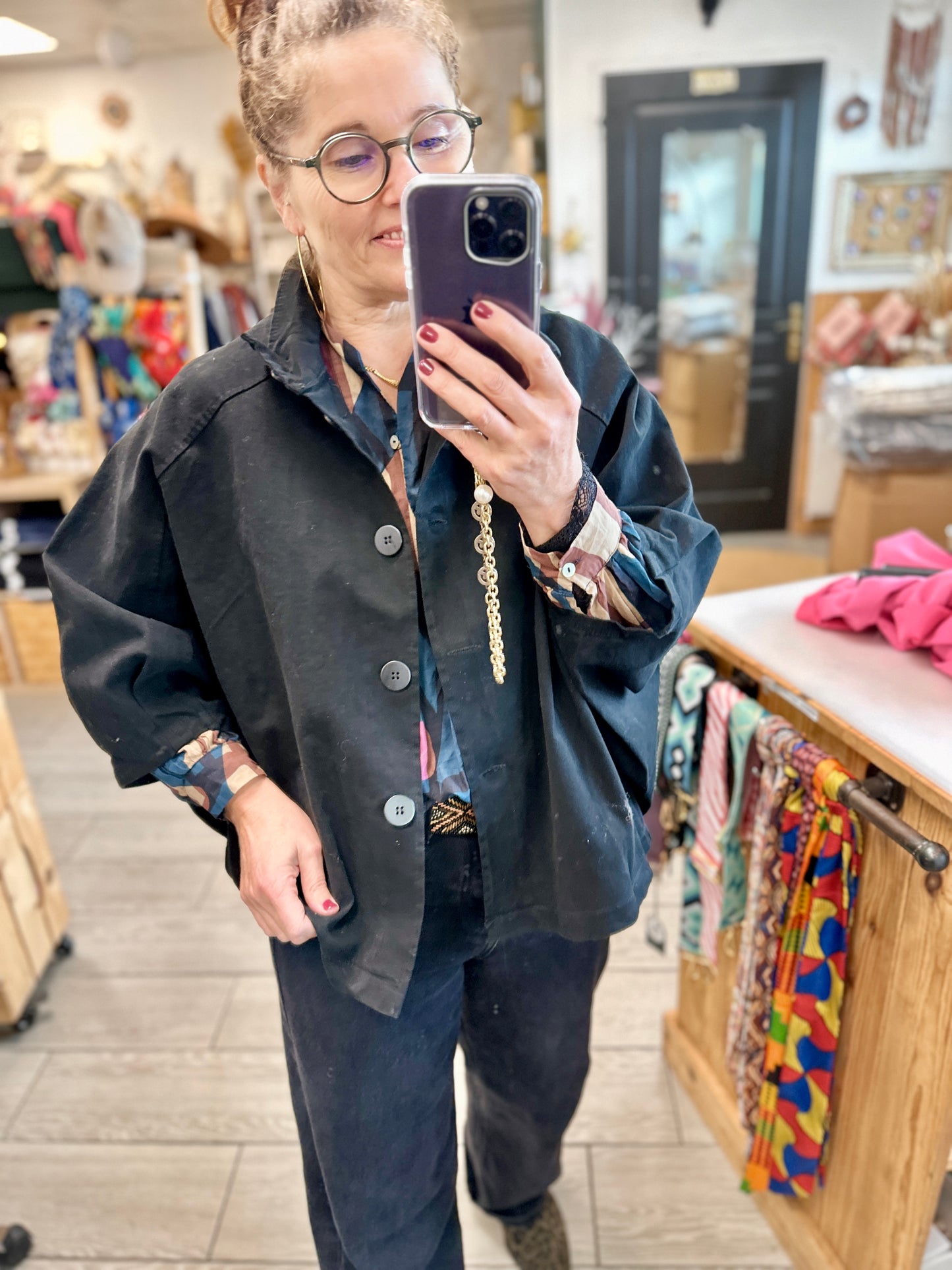 ✨Veste Cape noire oversize – Maëlyne