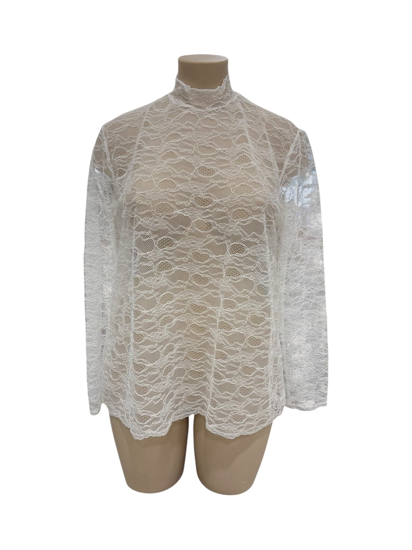 ✨ Tee-shirt en dentelle col montant – L’élégance en transparence