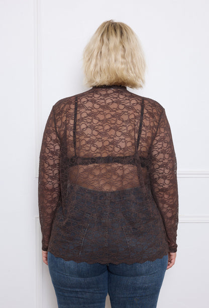 ✨ Tee-shirt en dentelle col montant – L’élégance en transparence