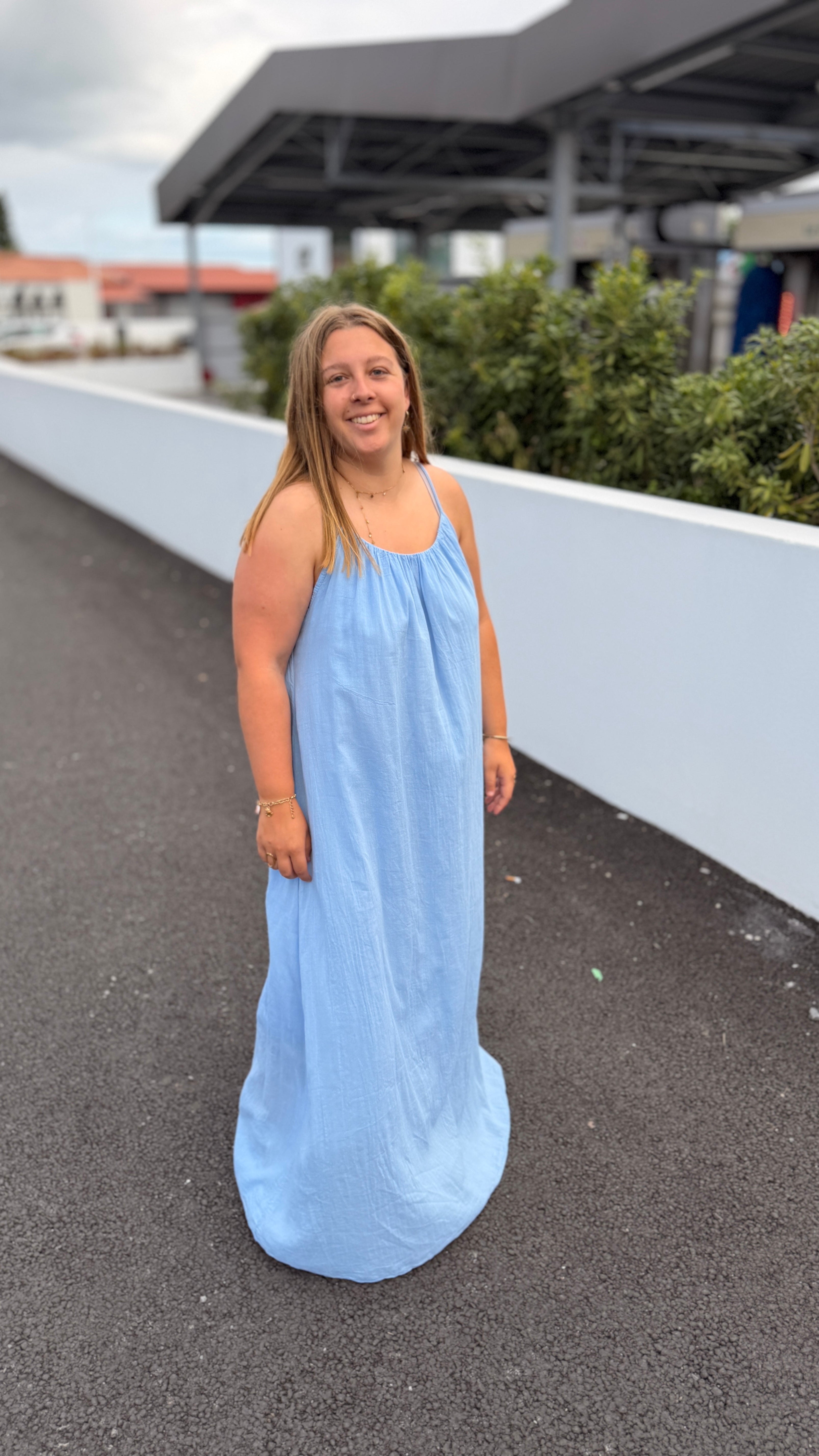 🩵 Robe Kelly – Longue à bretelles en coton