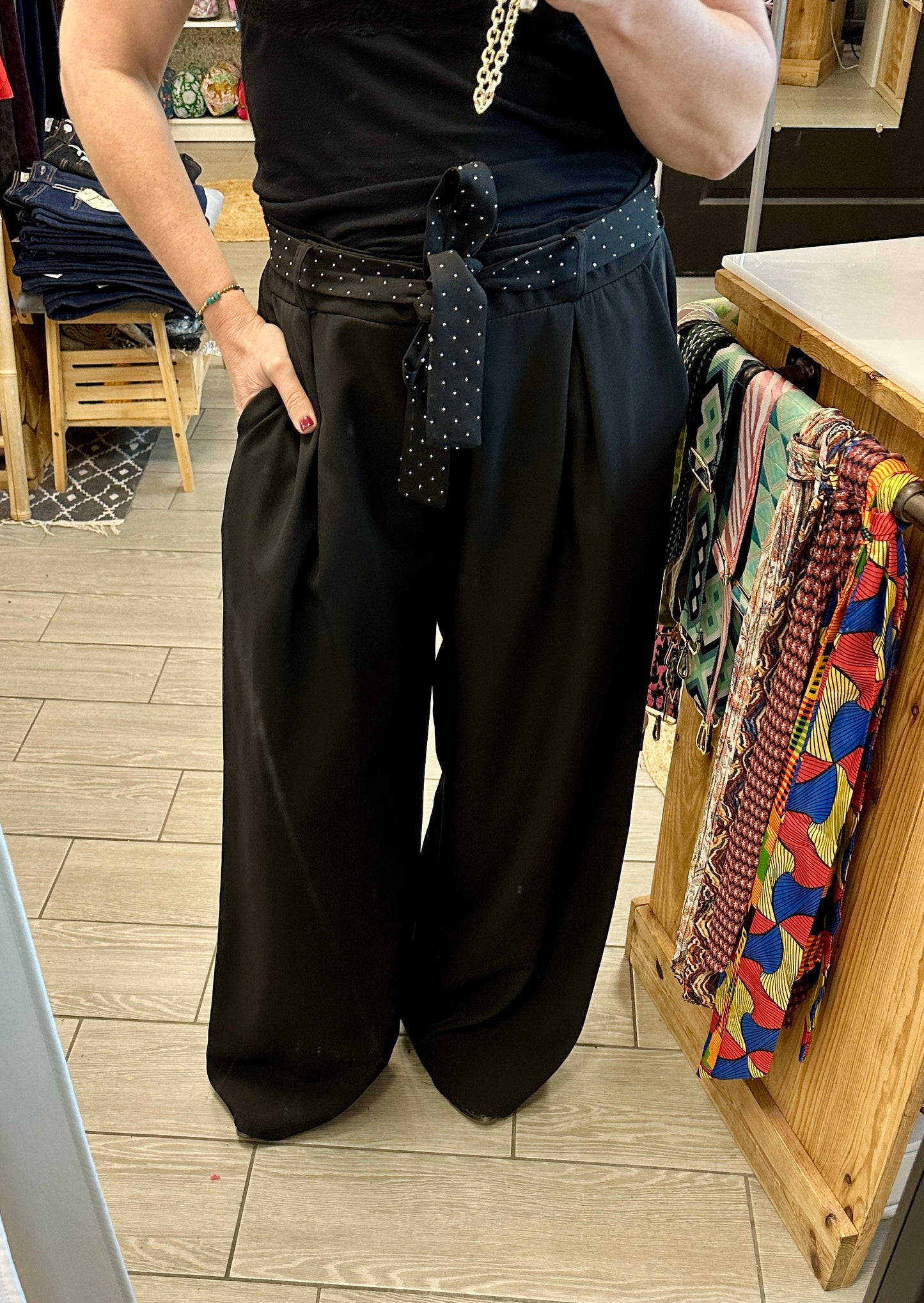 ✨ Pantalon fluide noir Sienna à ceinture strass – Grande taille