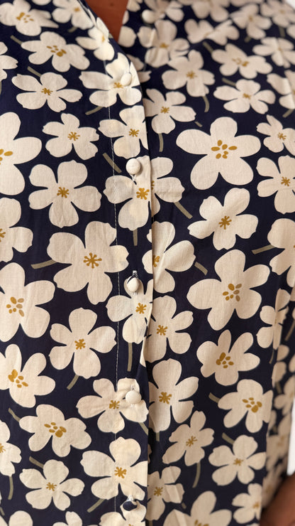 🌼Chemise Marra – Bleu marine marguerite