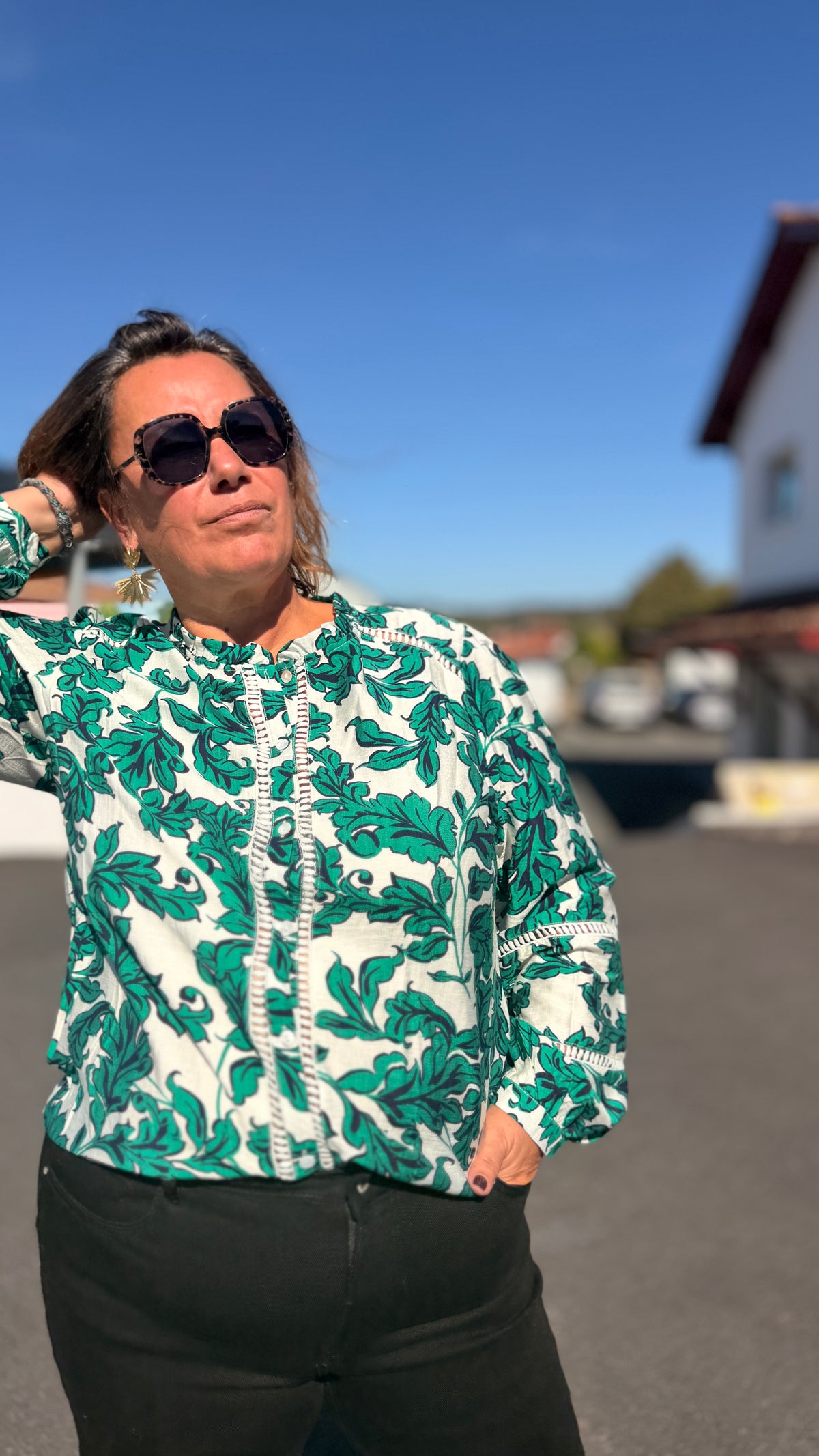 🌿Chemise Mia – Fleurie verte et noire