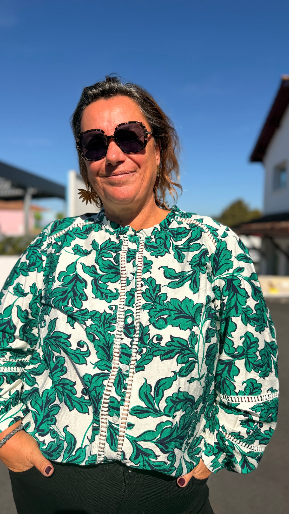 🌿Chemise Mia – Fleurie verte et noire