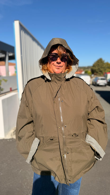 💚Parka courte Claire – Kaki & Vichy grande taille
