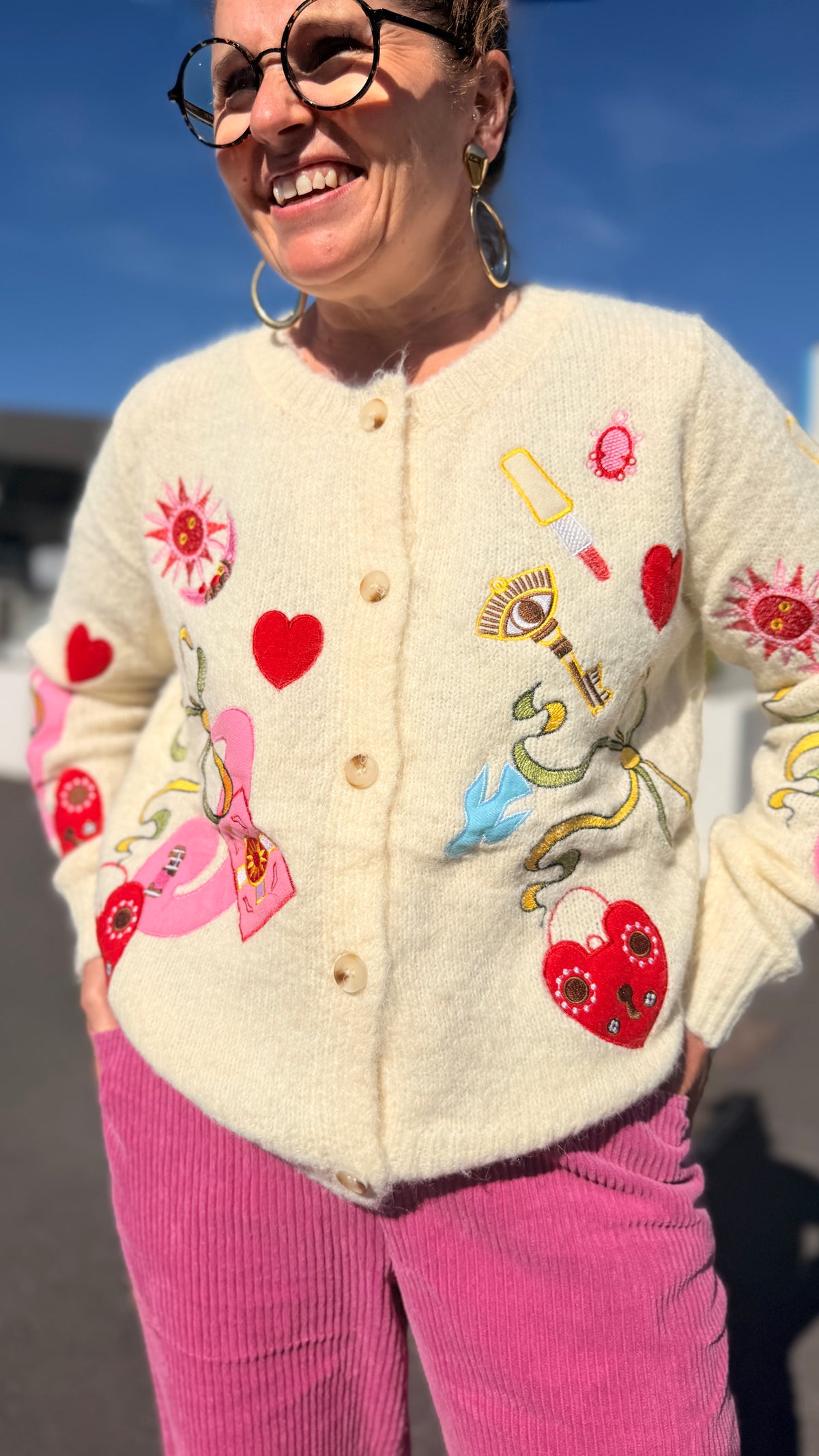 ✨Gilet Nantza – Brodé coloré en laine