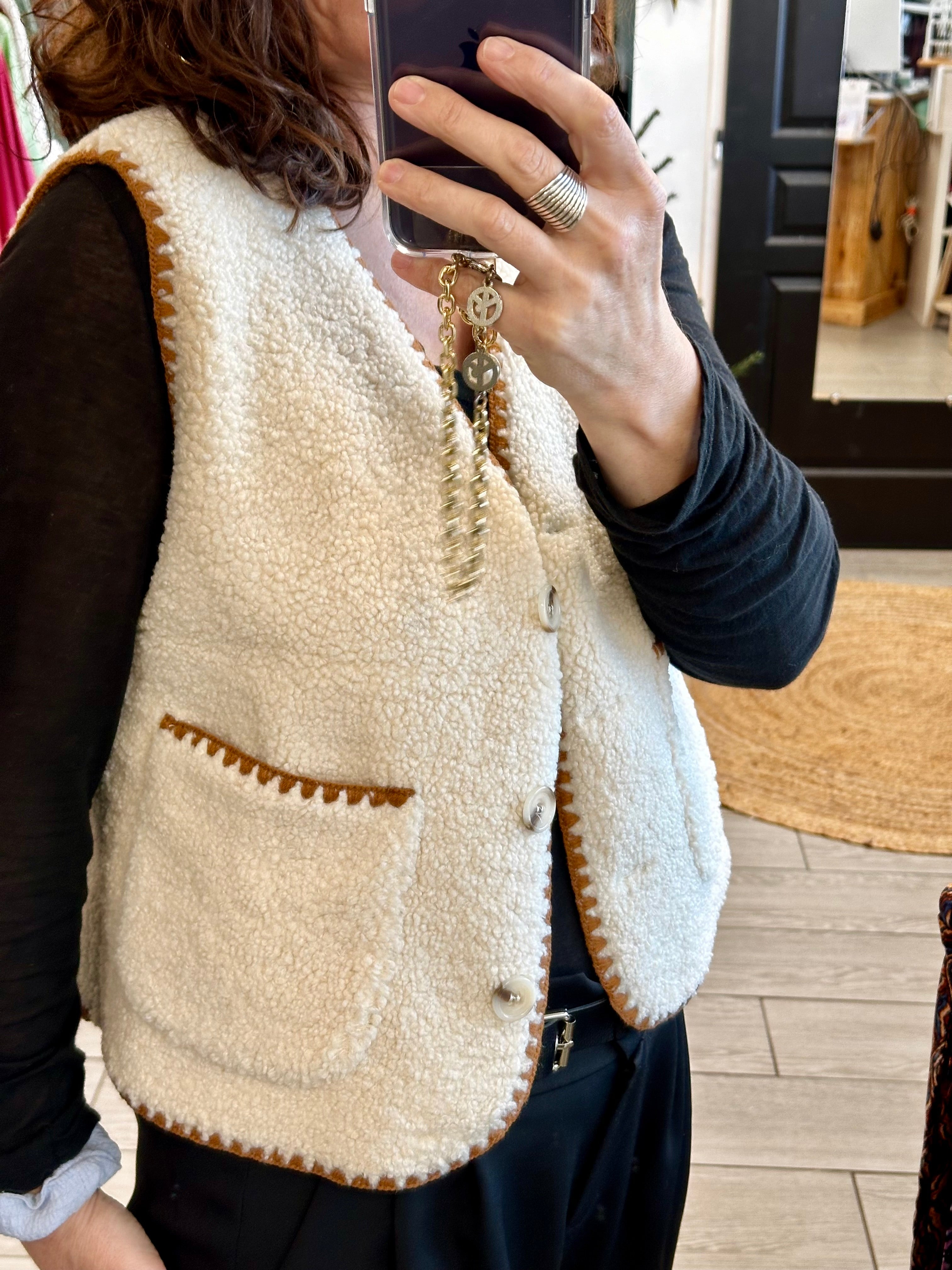 Gilet “Camille” sans manches en laine effet mouton