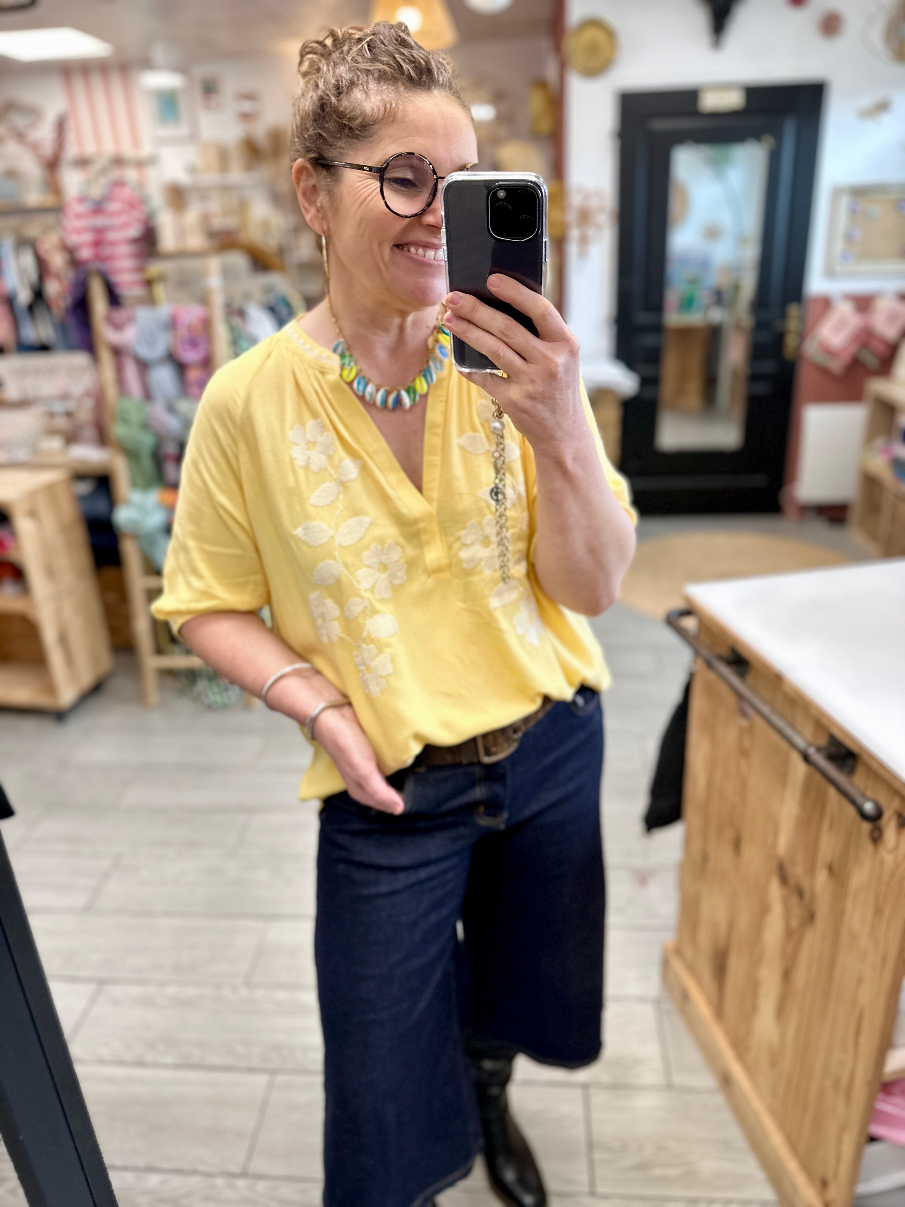 🌼 Blouse Romane jaune paille – Douceur lumineuse
