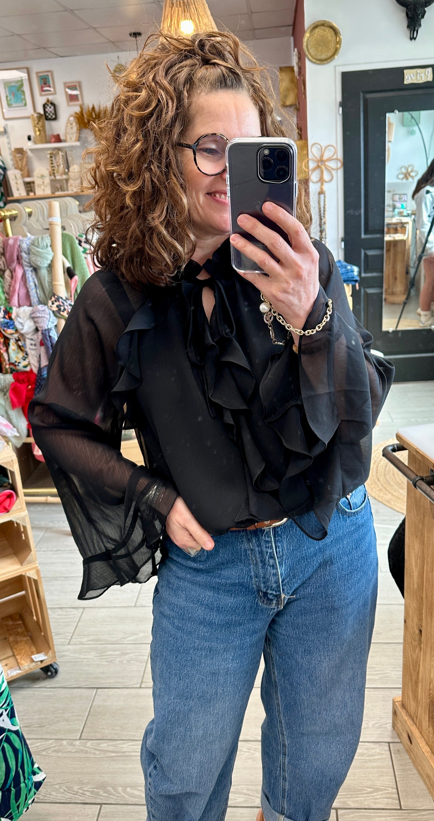 🖤 Blouse Leyna à volants – Chic & aérienne
