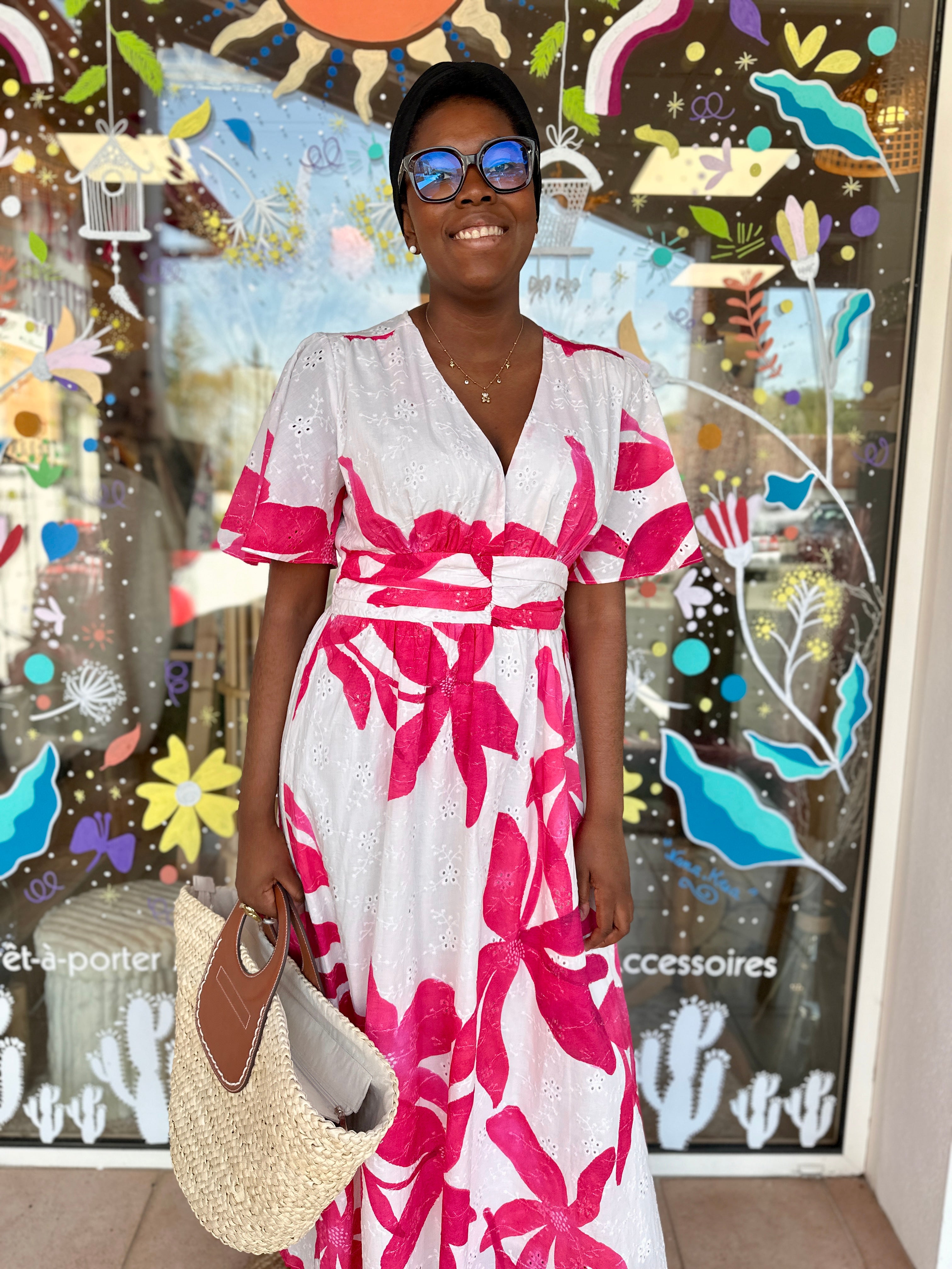 💖 Robe Sophie fleurs fuchsia – Bohème & lumineuse