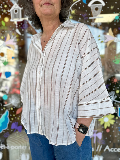 🤍 Blouse Léna rayée – Fluide & intemporelle