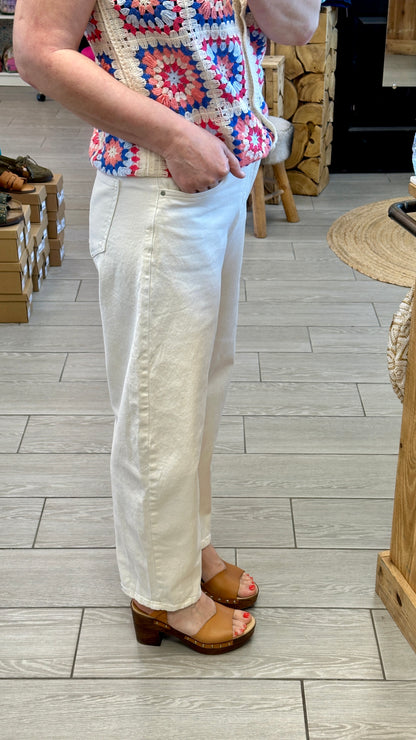 🤍 Jean Livia écru – Coupe barrel cropped moderne